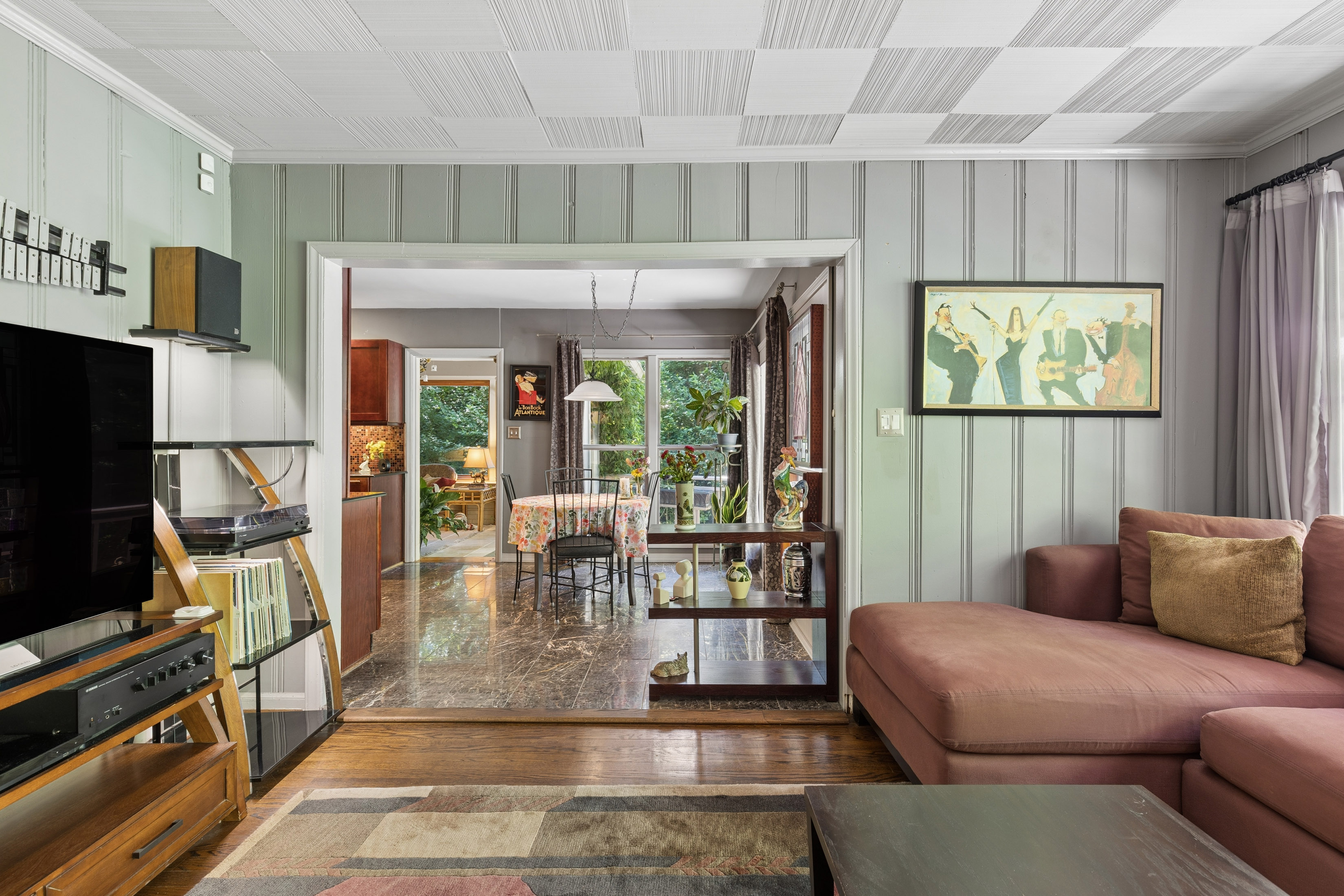  Charming Ranch Offers Space, Privacy and Long Term Potential - 物件實景