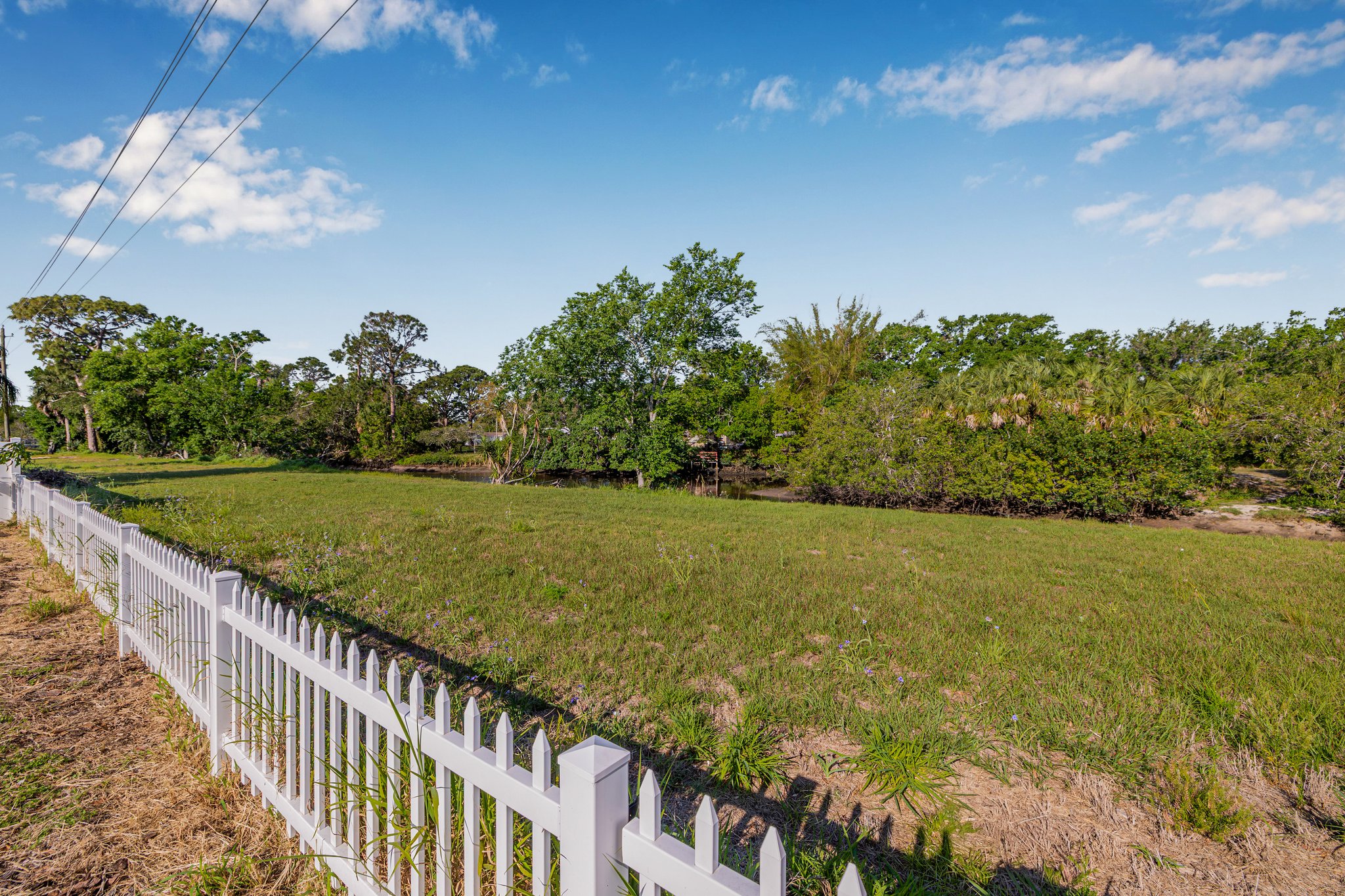 Tampa, Florida, 33615, United States, 3 Bedrooms Bedrooms, ,2 BathroomsBathrooms,Residential,For Sale,1942959
