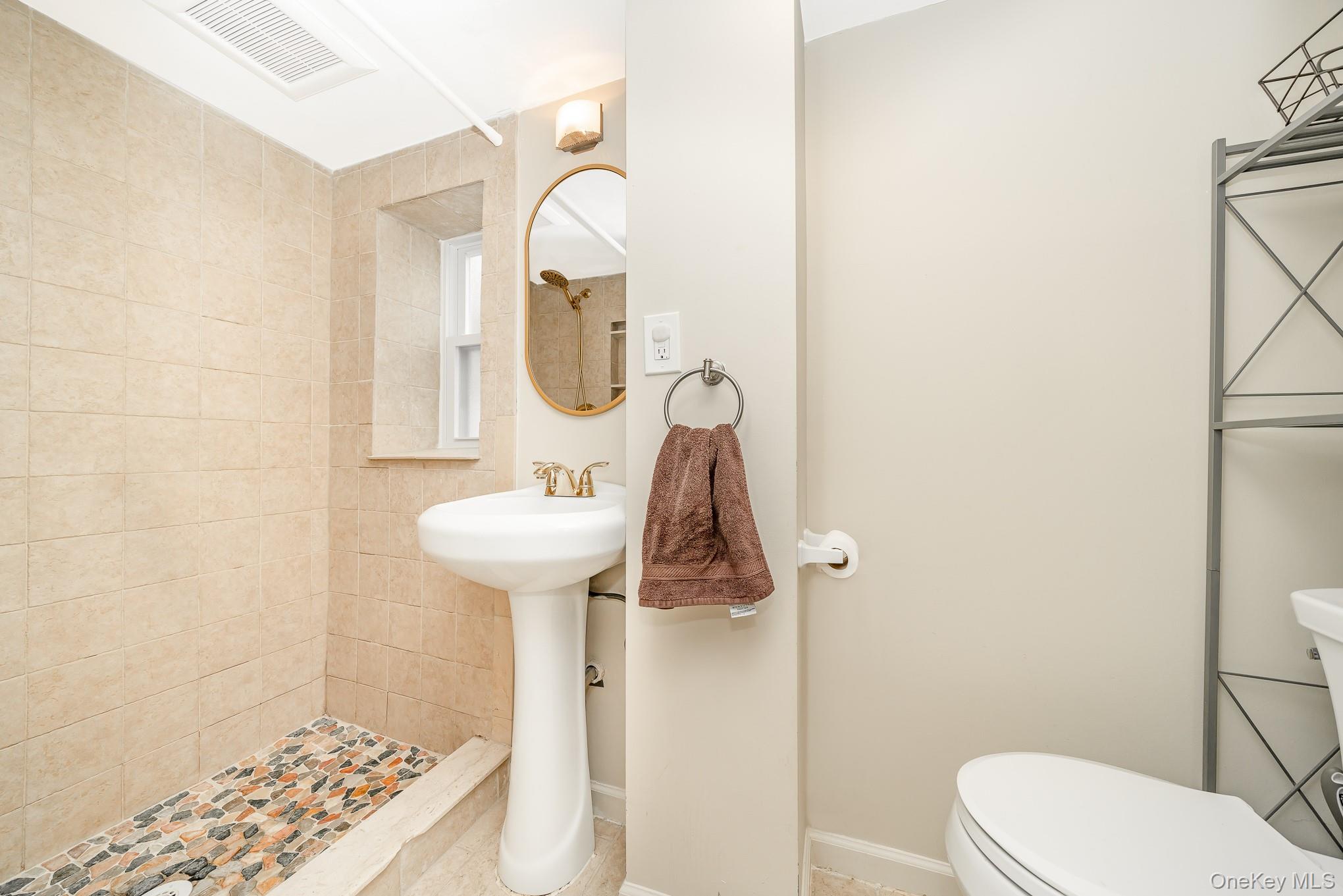 Massapequa Park, New York, 11762, United States, 3 Bedrooms Bedrooms, ,3 BathroomsBathrooms,Residential,For Sale,1937642