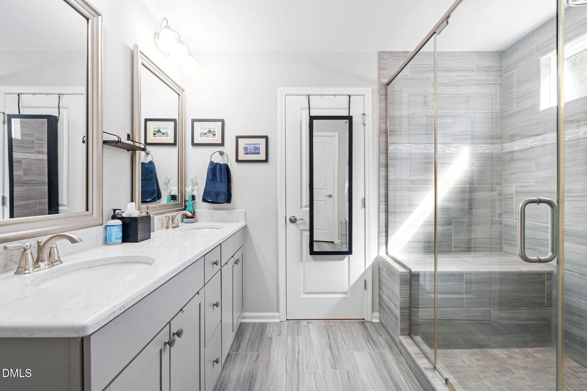 New Hill, North Carolina, 27562, United States, 5 Bedrooms Bedrooms, ,3 BathroomsBathrooms,Residential,For Sale,1988956