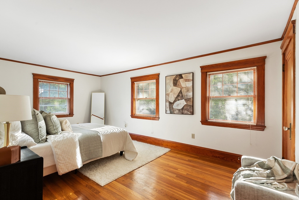 Malden, Massachusetts, 02148, United States, 3 Bedrooms Bedrooms, ,2 BathroomsBathrooms,Residential,For Sale,1942894