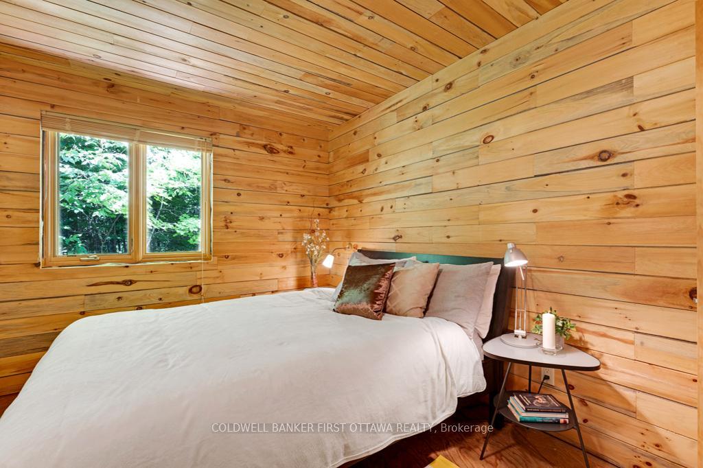 FRONTENAC, Ontario, K0H 2J0, CA, 3 Bedrooms Bedrooms, ,Residential,For Sale,1902002