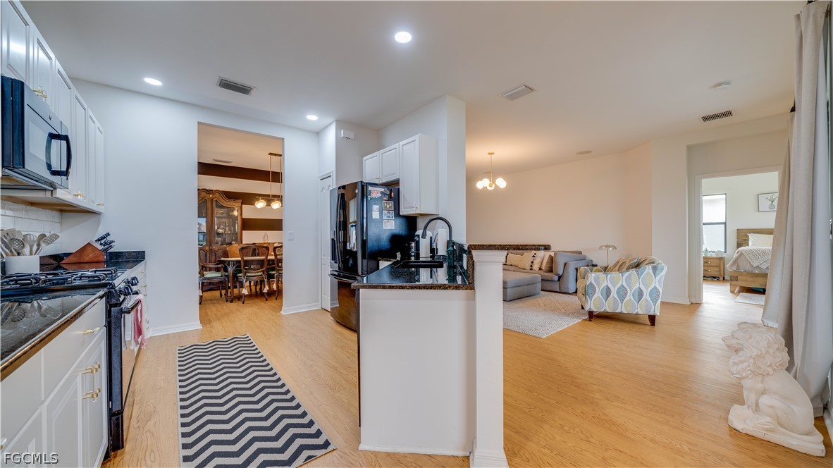 Fort Myers, Florida, 33966, United States, 3 Bedrooms Bedrooms, ,2 BathroomsBathrooms,Residential,For Sale,2022269