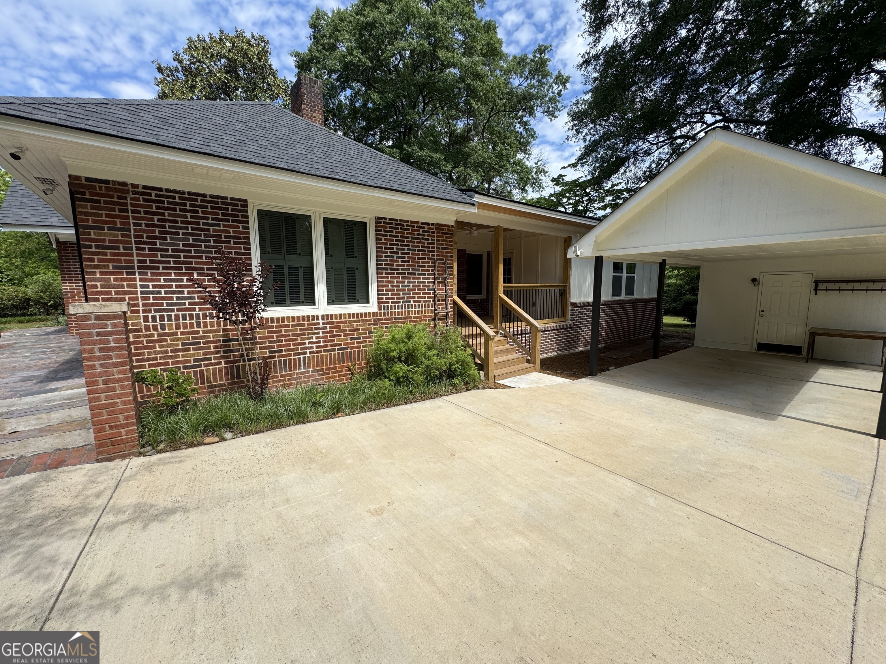 Athens, Georgia, 30606, United States, 4 Bedrooms Bedrooms, ,4 BathroomsBathrooms,Residential,For Sale,1806220