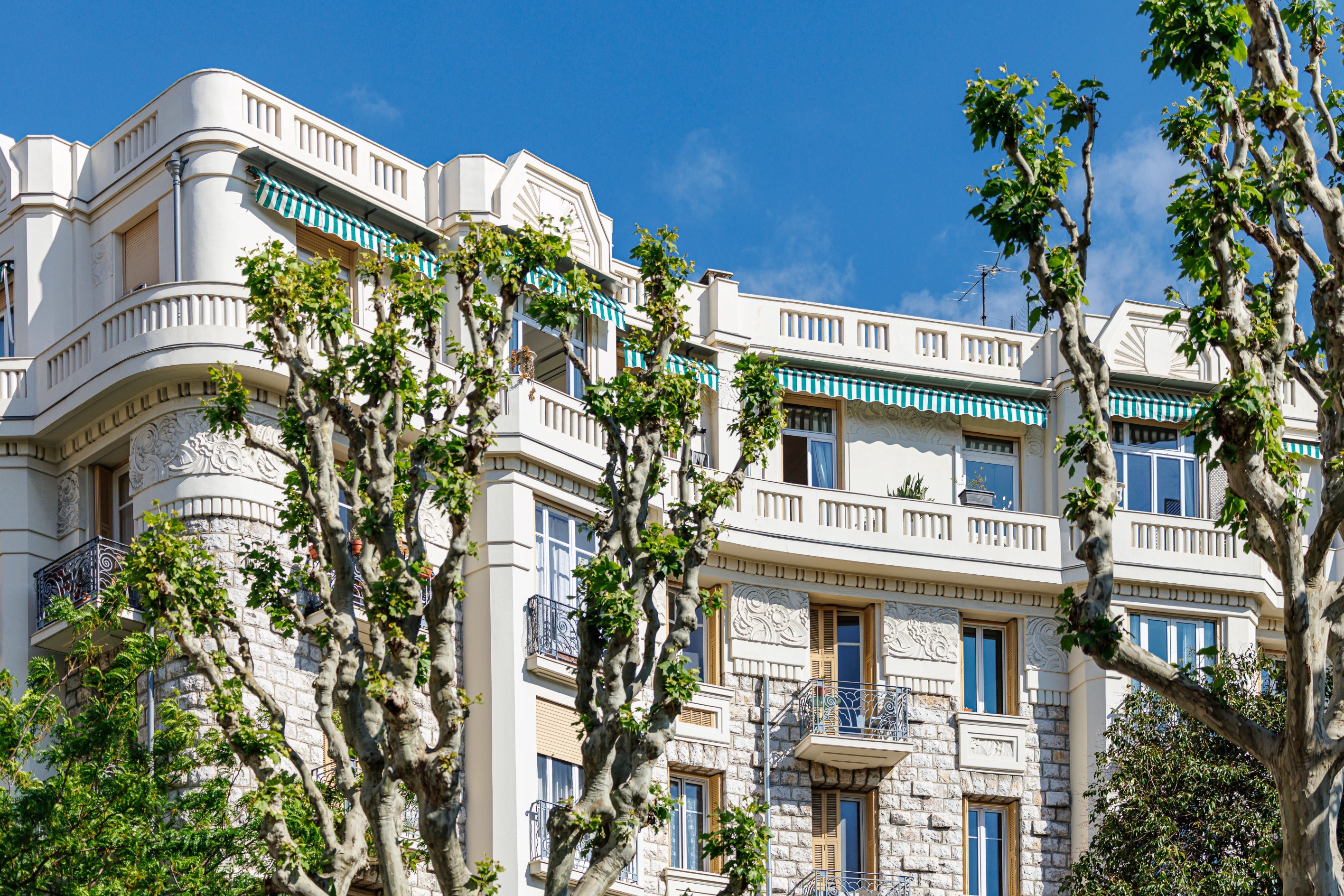  Top floor Art Deco apartment with 5 bedrooms in Nice Carabacel - 物件實景