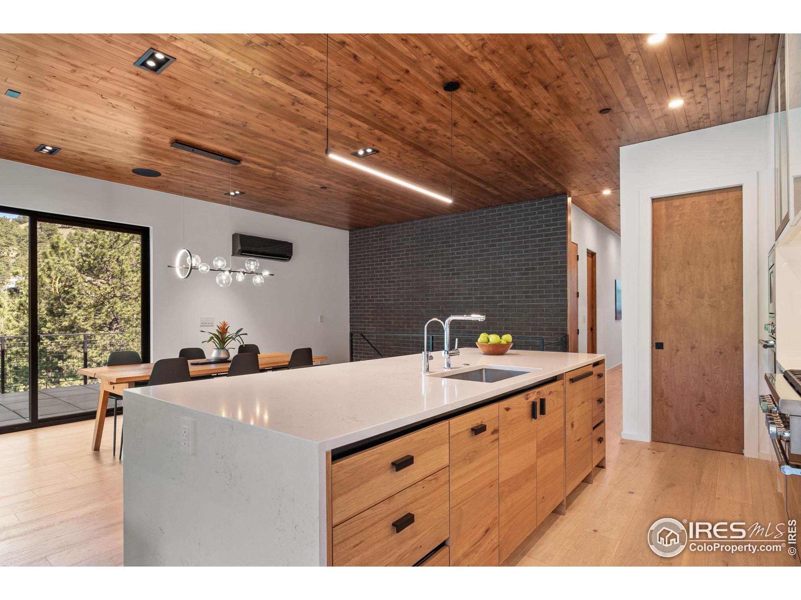 Boulder, Colorado, 80302, United States, 4 Bedrooms Bedrooms, ,3 BathroomsBathrooms,Residential,For Sale,1947999