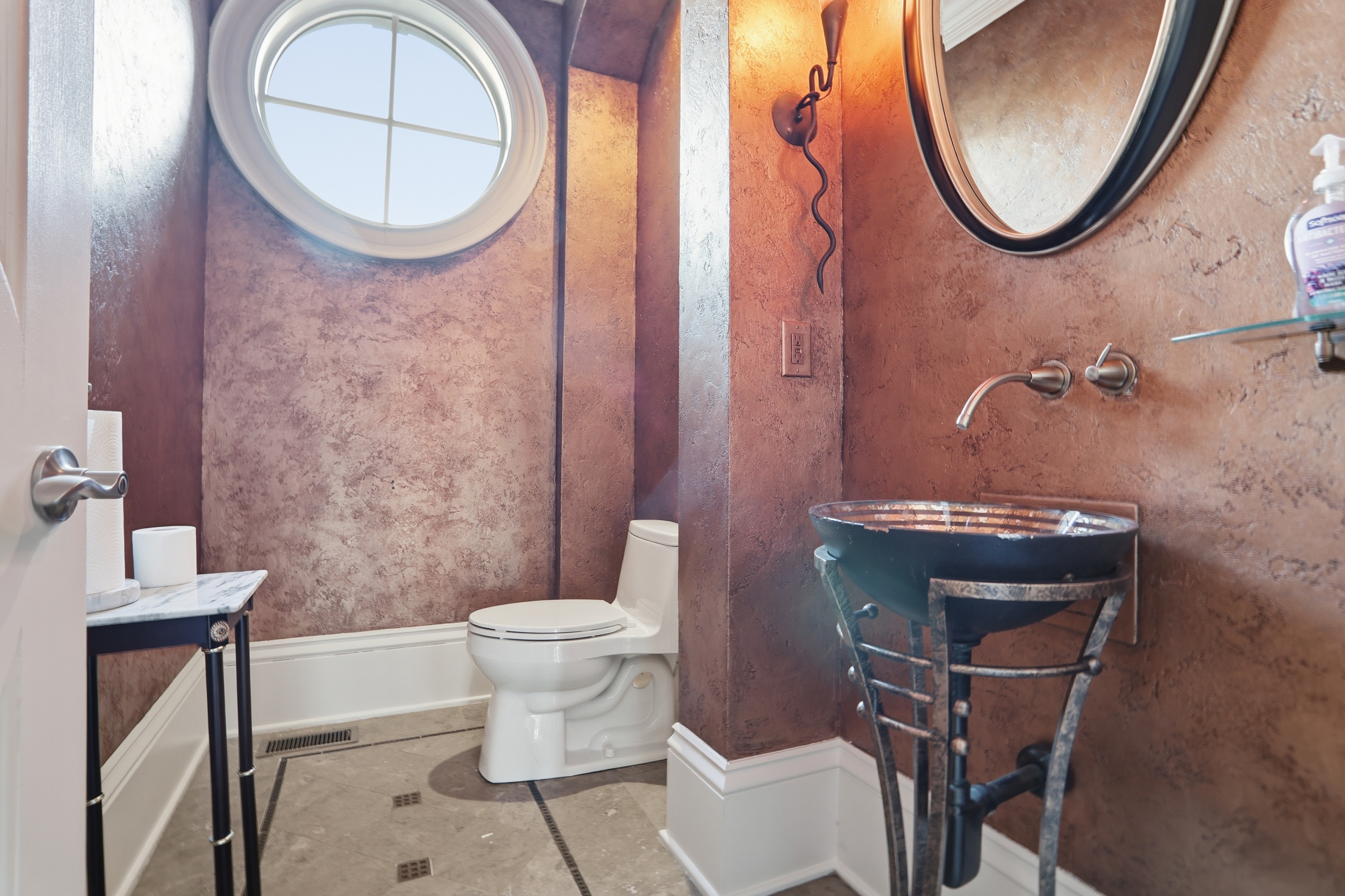 Atlanta, Georgia, 30349, United States, 6 Bedrooms Bedrooms, ,9 BathroomsBathrooms,Residential,For Sale,2013392