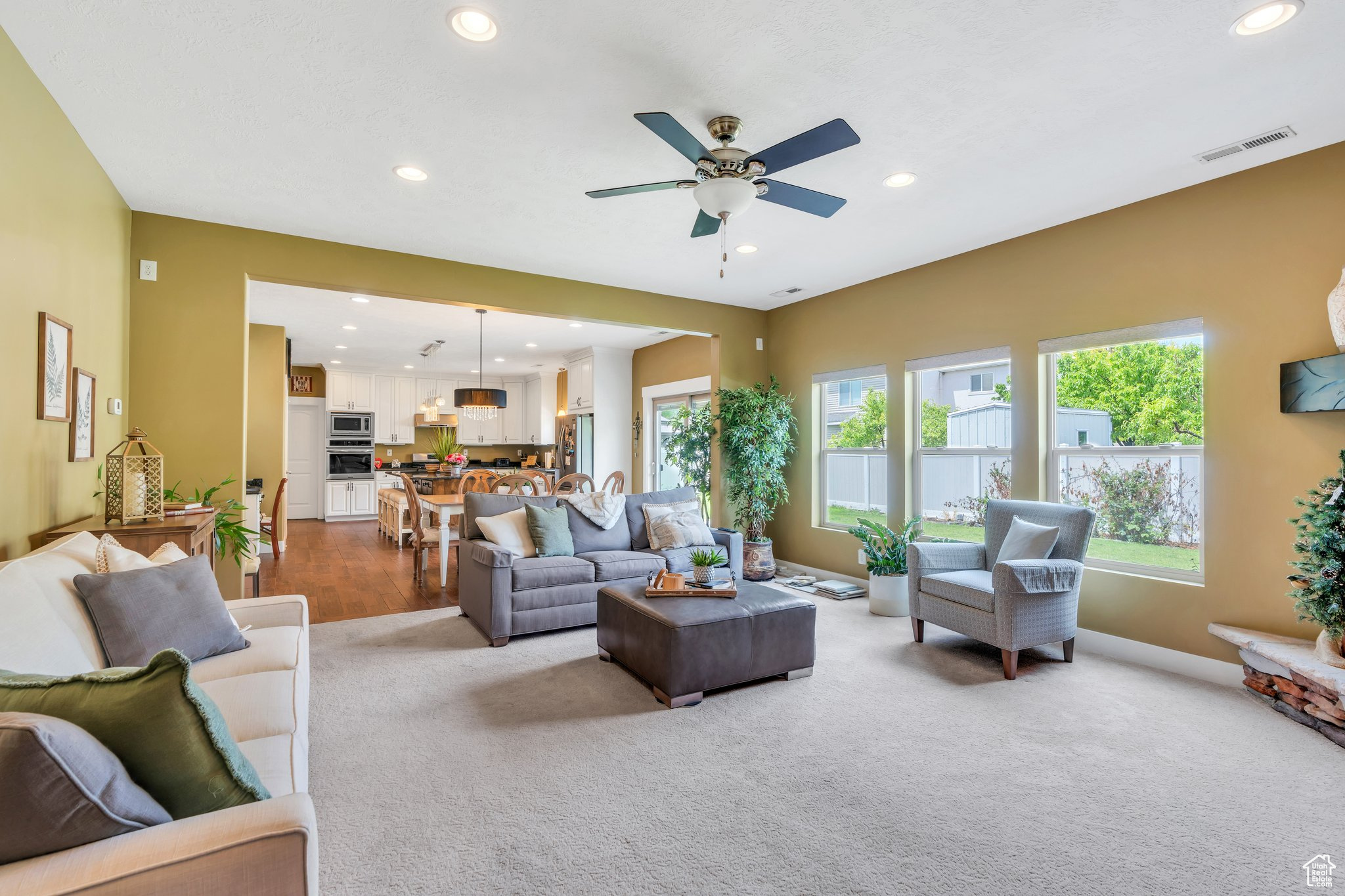 Springville, Utah, 84663, United States, 5 Bedrooms Bedrooms, ,5 BathroomsBathrooms,Residential,For Sale,1829365