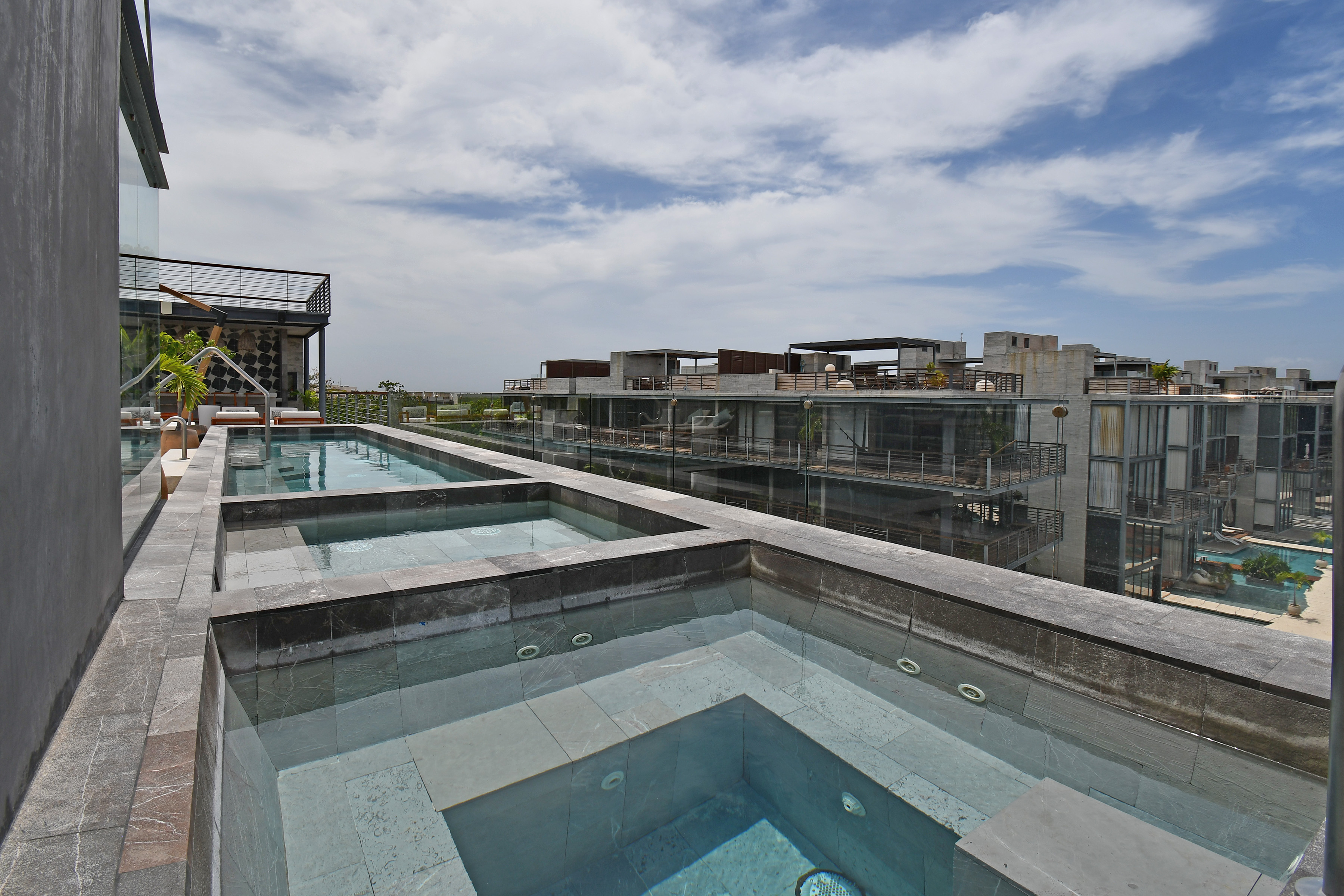  Exclusive Sanctuary with Private Garden - 物件實景