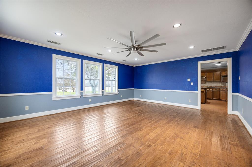 Farmersville, Texas, 75442, United States, 4 Bedrooms Bedrooms, ,3 BathroomsBathrooms,Residential,For Sale,1786114