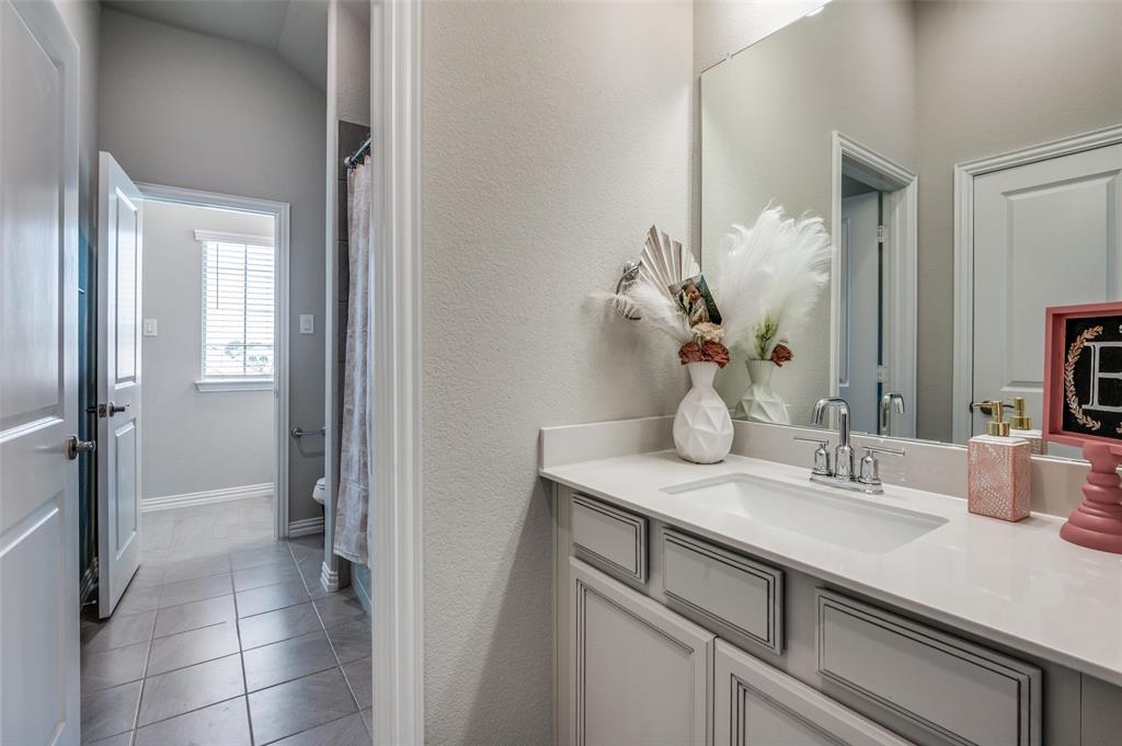 Prosper, Texas, 75078, United States, 5 Bedrooms Bedrooms, ,4 BathroomsBathrooms,Residential,For Sale,1898856
