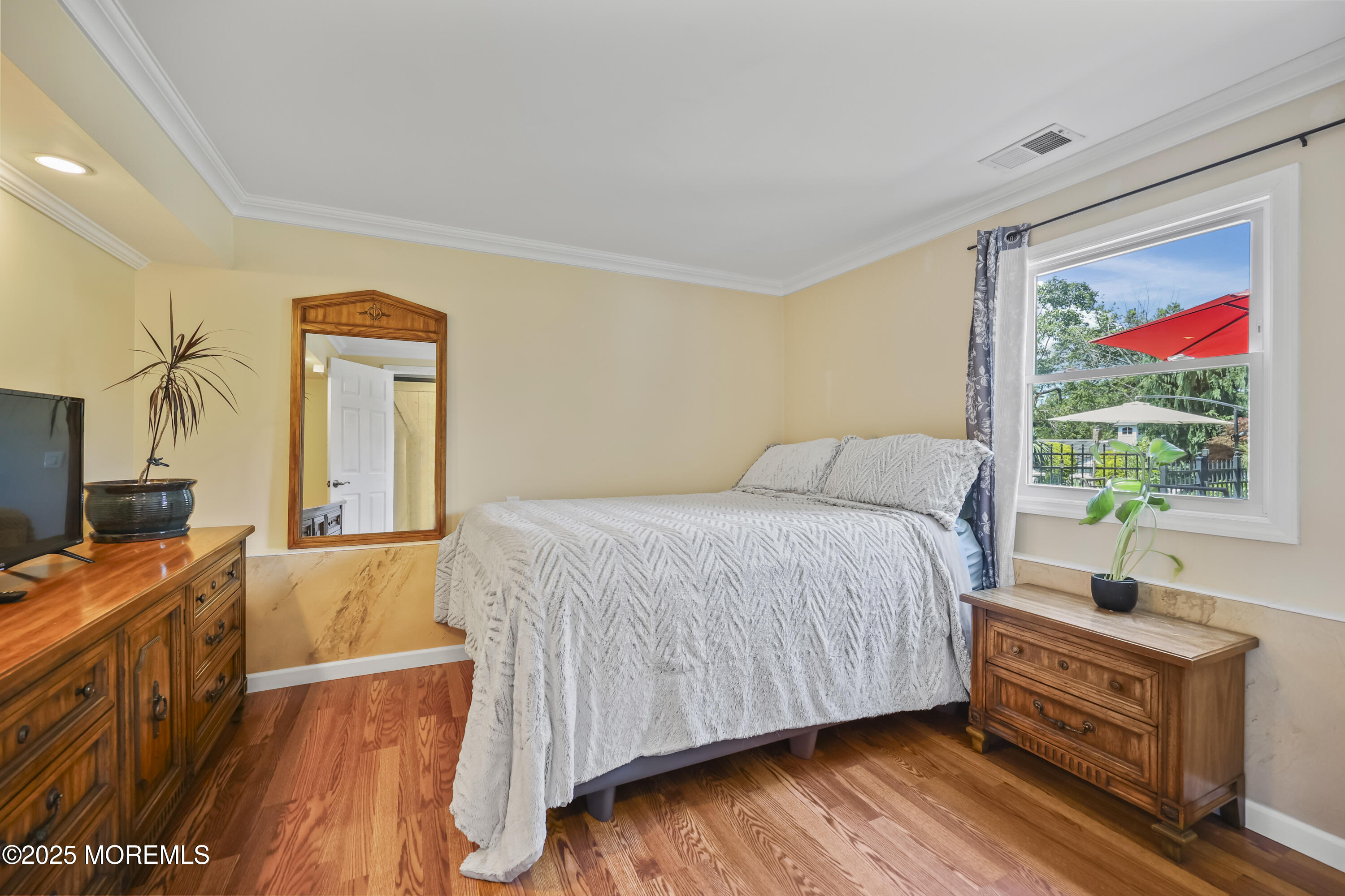 Howell, New Jersey, 07731, United States, 4 Bedrooms Bedrooms, ,2 BathroomsBathrooms,Residential,For Sale,1942279