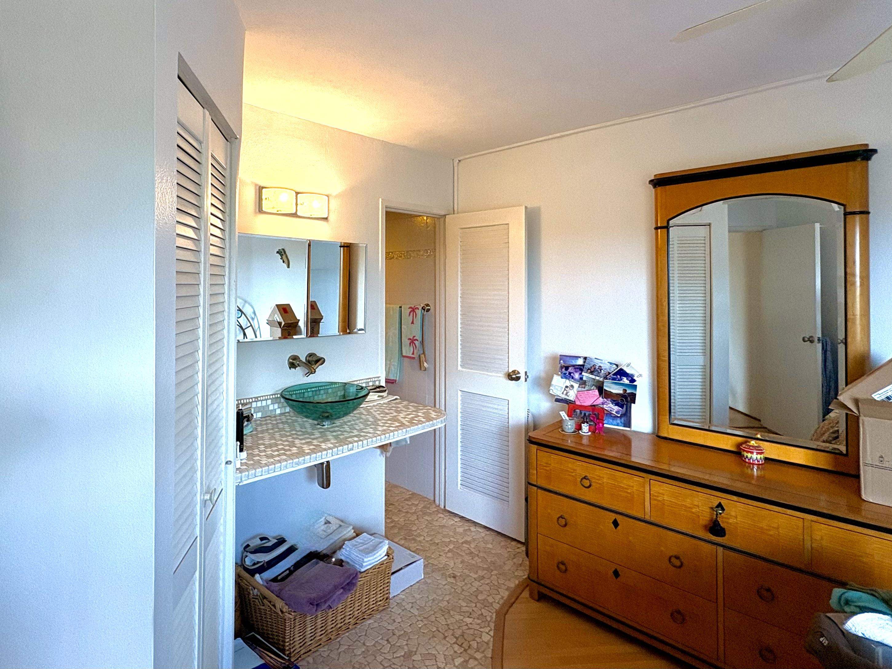 Kihei, Hawaii, 96753-9998, United States, 1 Bedroom Bedrooms, ,2 BathroomsBathrooms,Residential,For Sale,1948045