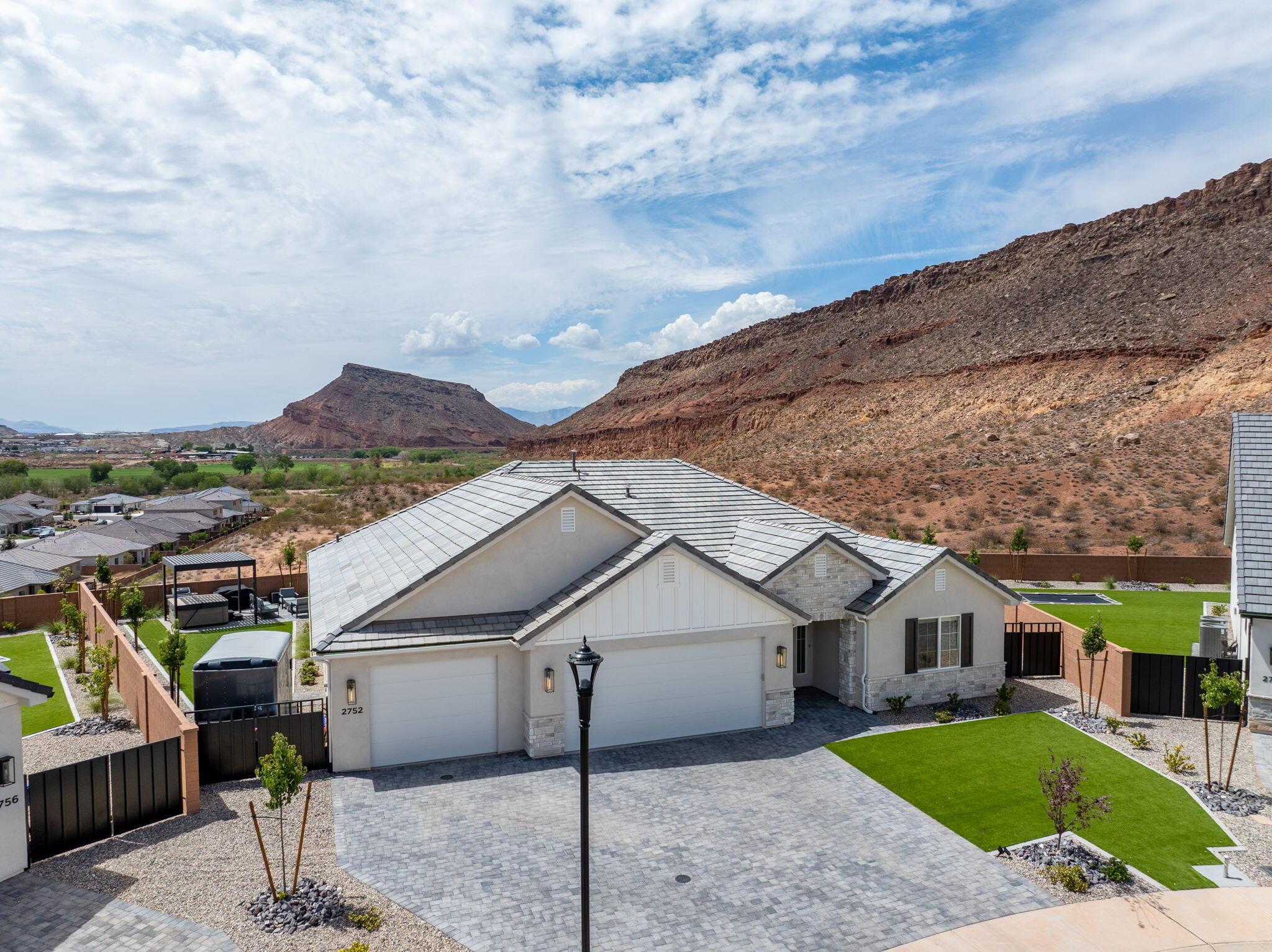Washington, Utah, 84780, United States, 4 Bedrooms Bedrooms, ,3 BathroomsBathrooms,Residential,For Sale,1930768