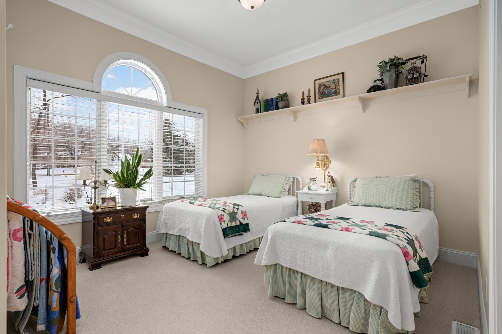 Prior Lake, Minnesota, 55372, United States, 4 Bedrooms Bedrooms, ,3 BathroomsBathrooms,Residential,For Sale,2003014