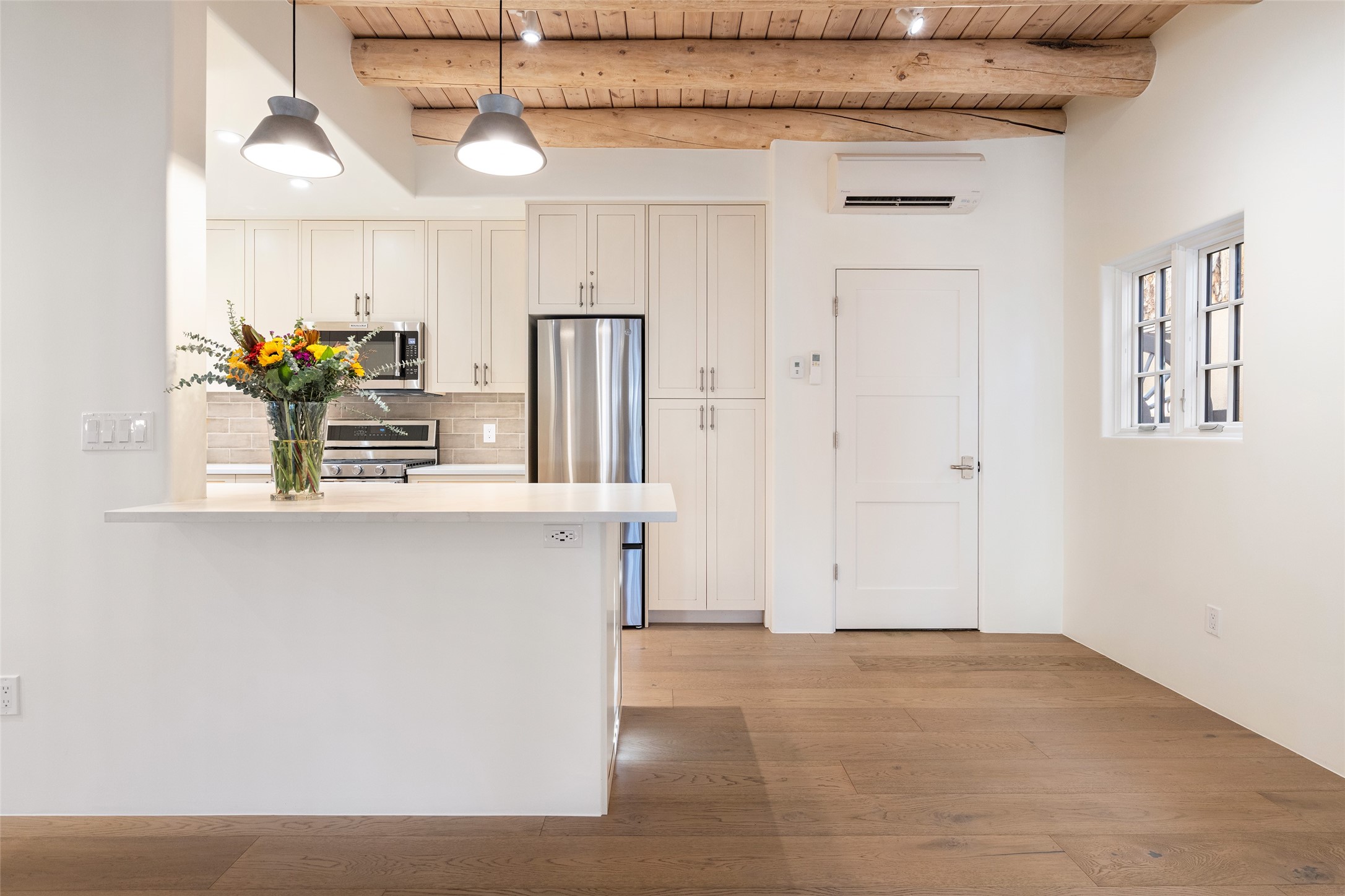  841 E. Alameda Street #C - 物件實景