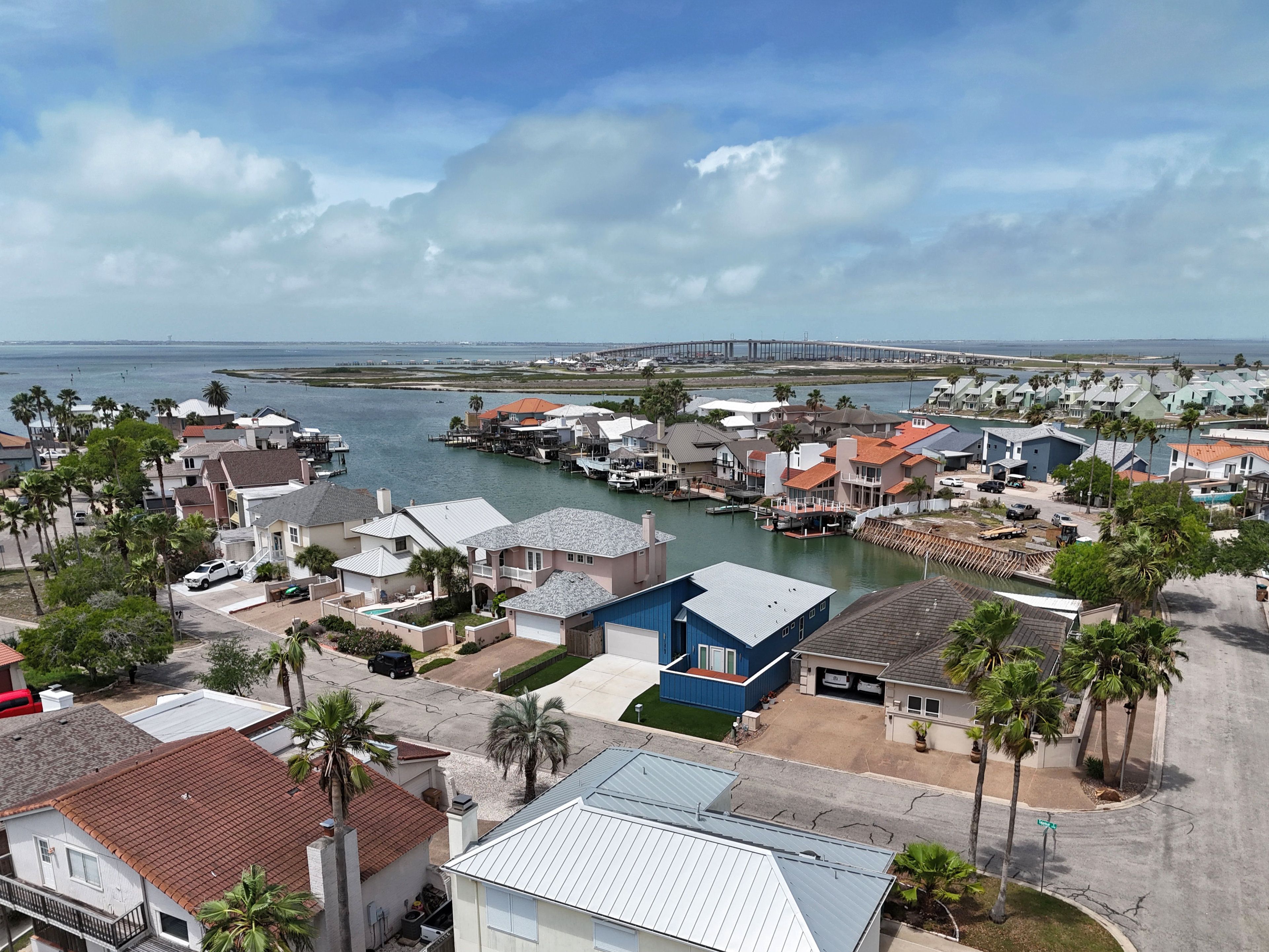  Ultimate Custom Waterfront Home - 物件實景