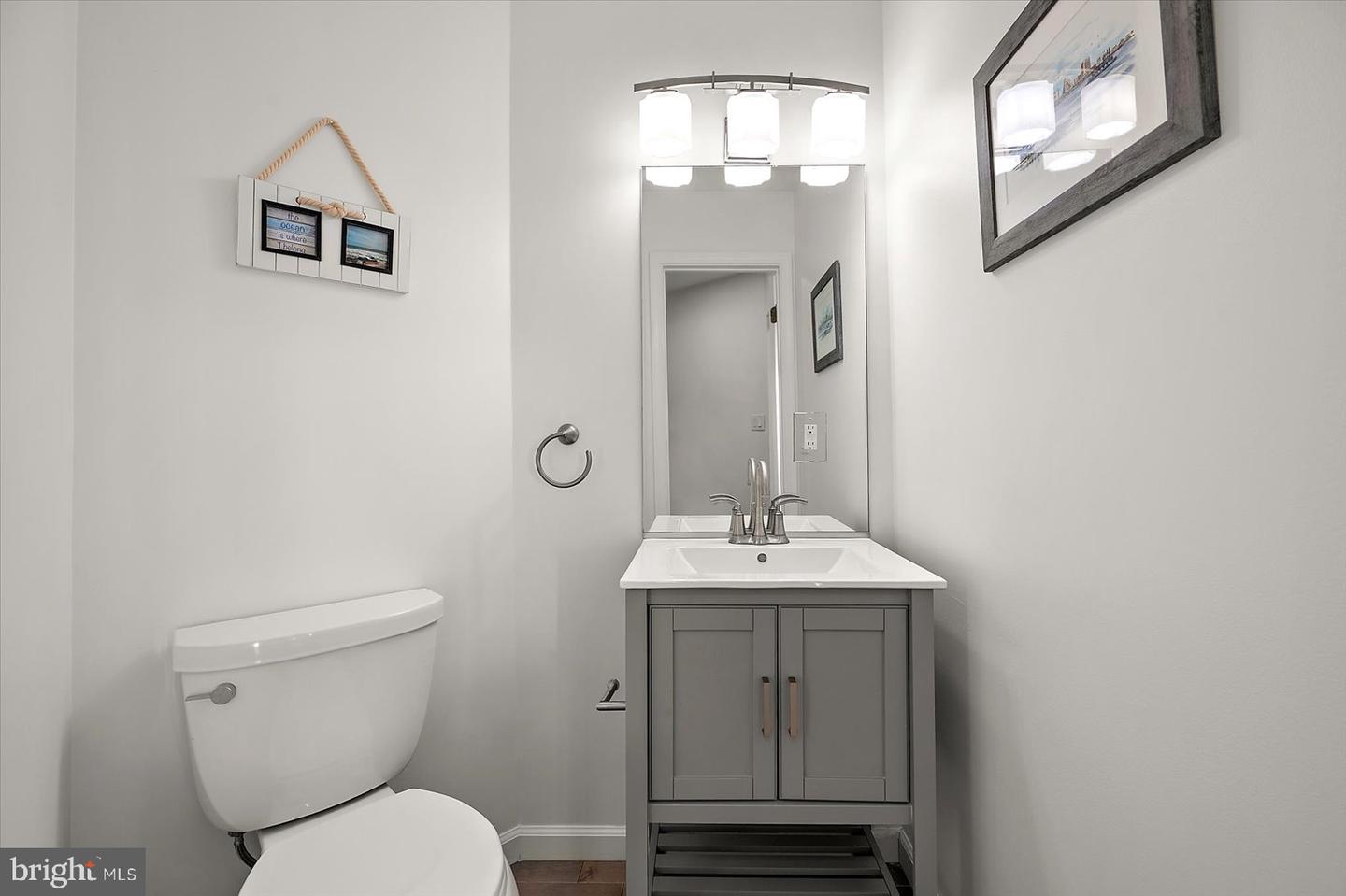 Ocean City, Maryland, 21842, United States, 3 Bedrooms Bedrooms, ,4 BathroomsBathrooms,Residential,For Sale,1986506