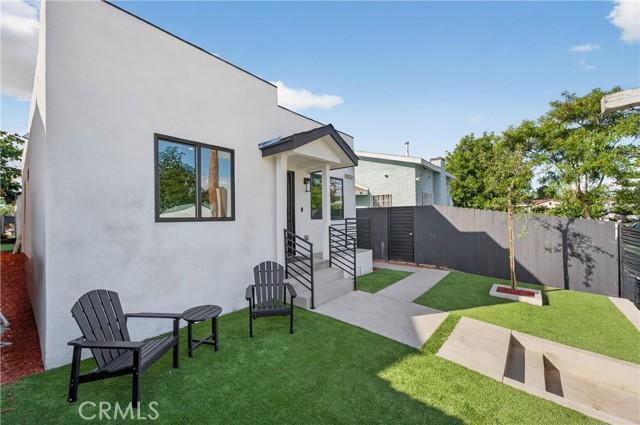 Los Angeles, California, 90044, United States, ,Residential,For Sale,1997733