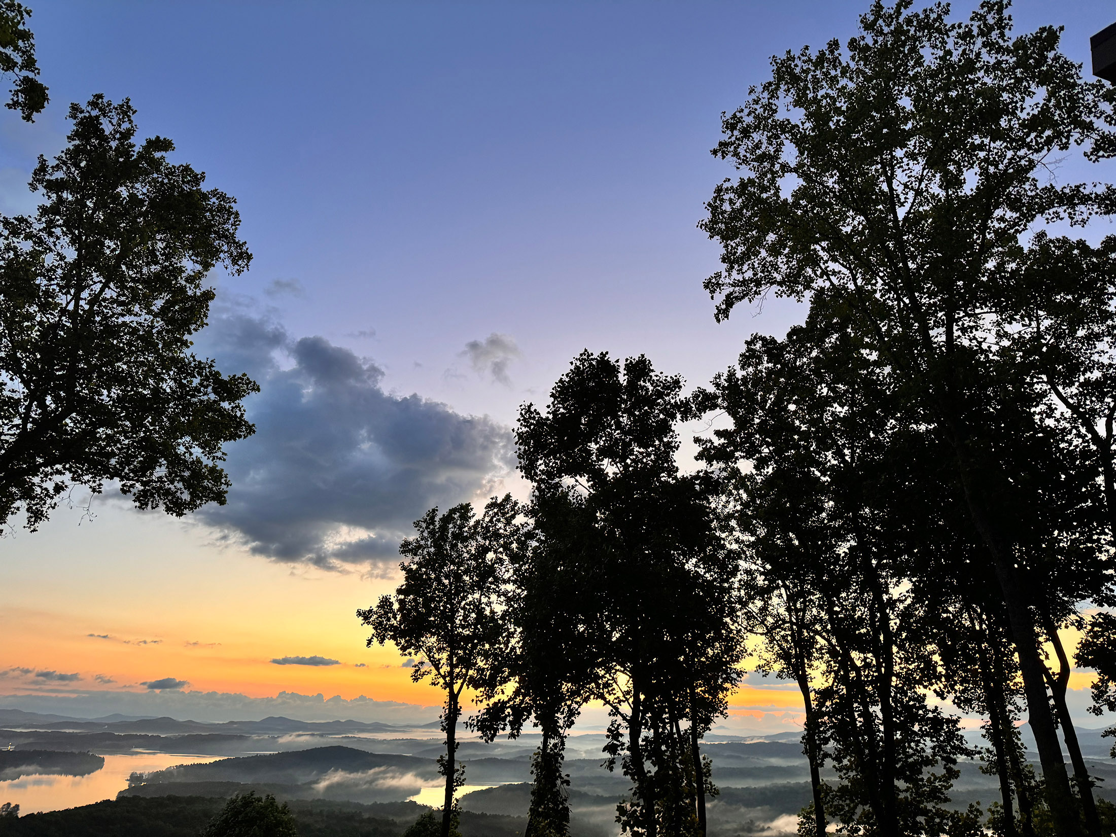  Contemporary Architectural Estate Overlooking Blue Ridge Lake - 物件實景