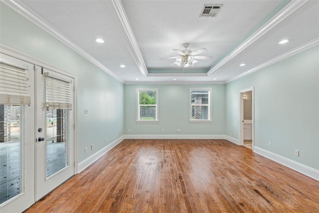 Lake Charles, Louisiana, 70611, United States, 5 Bedrooms Bedrooms, ,5 BathroomsBathrooms,Residential,For Sale,1944572
