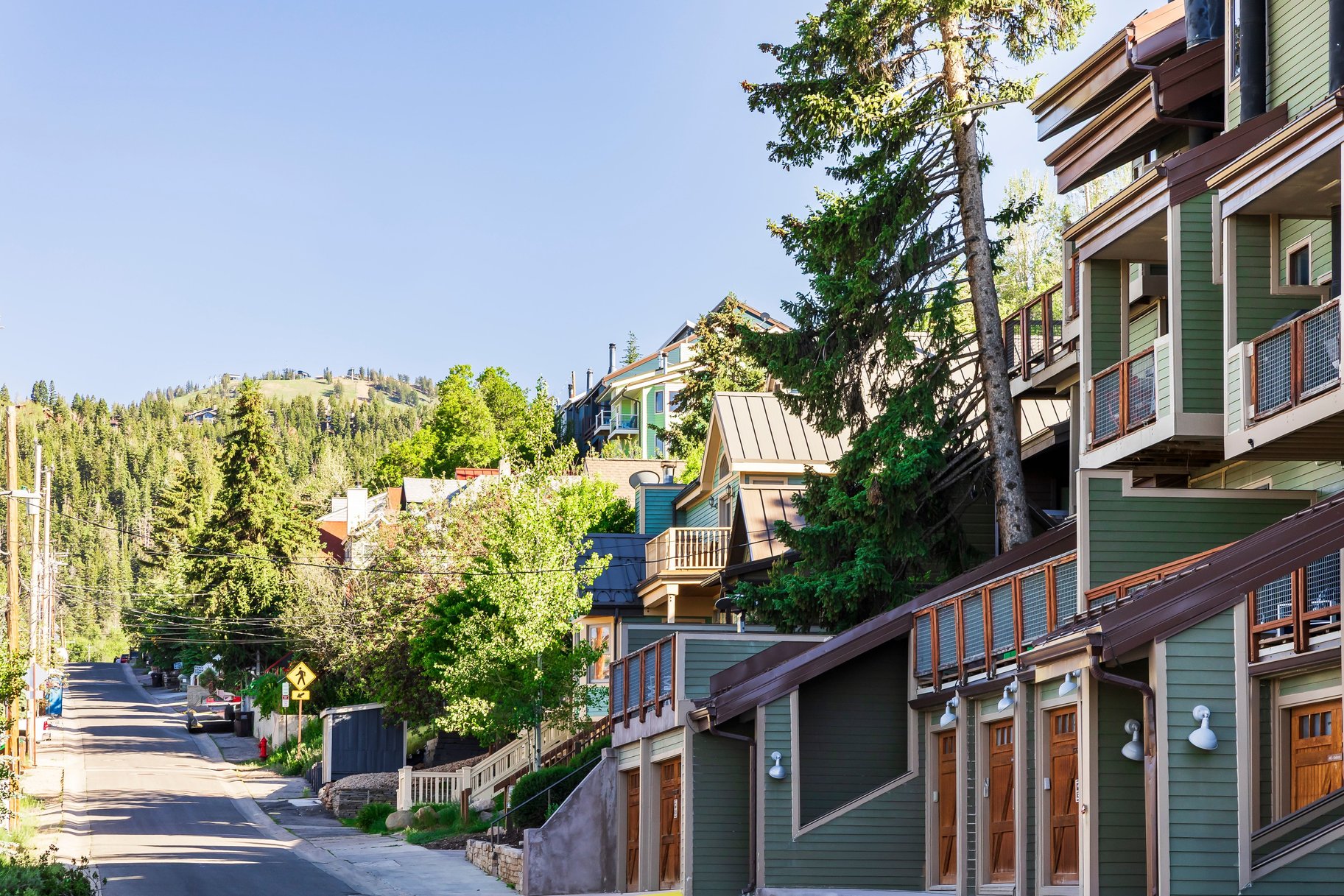  Fully Reimagined Ski-In/Ski-Out Condo — Smart Home Features - 物件實景