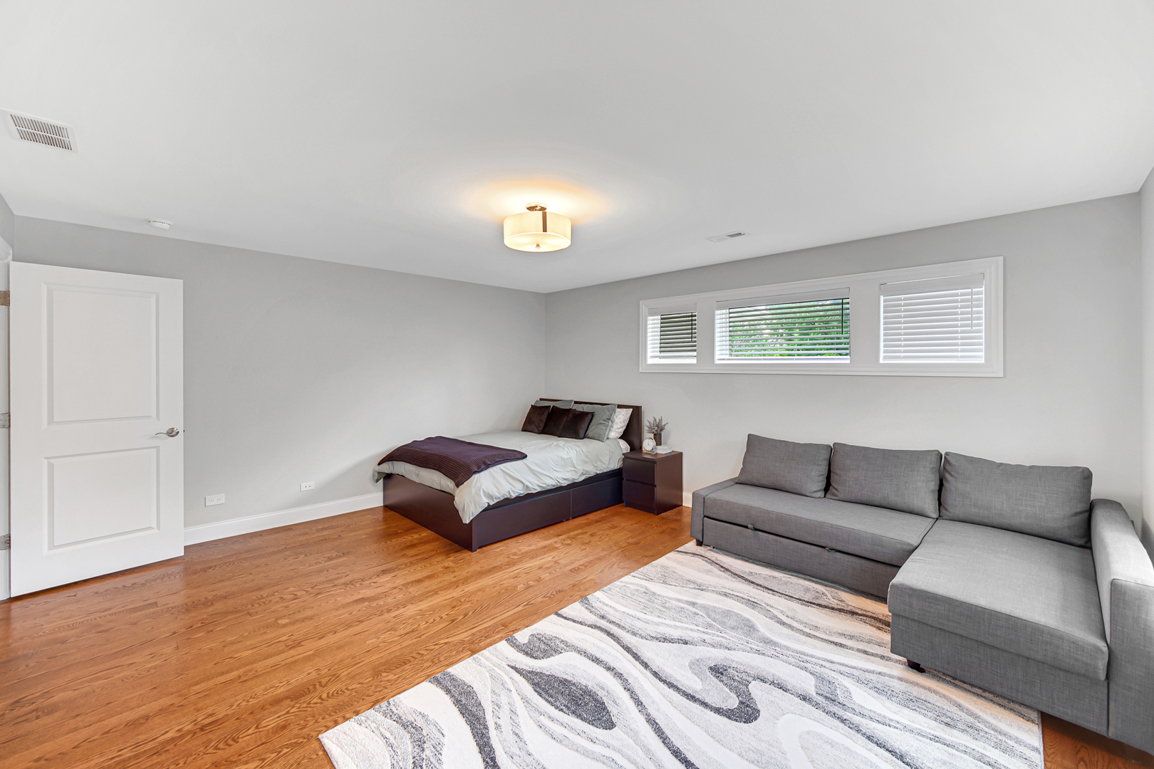 Downers Grove, Illinois, 60516, United States, 4 Bedrooms Bedrooms, ,5 BathroomsBathrooms,Residential,For Sale,1905764