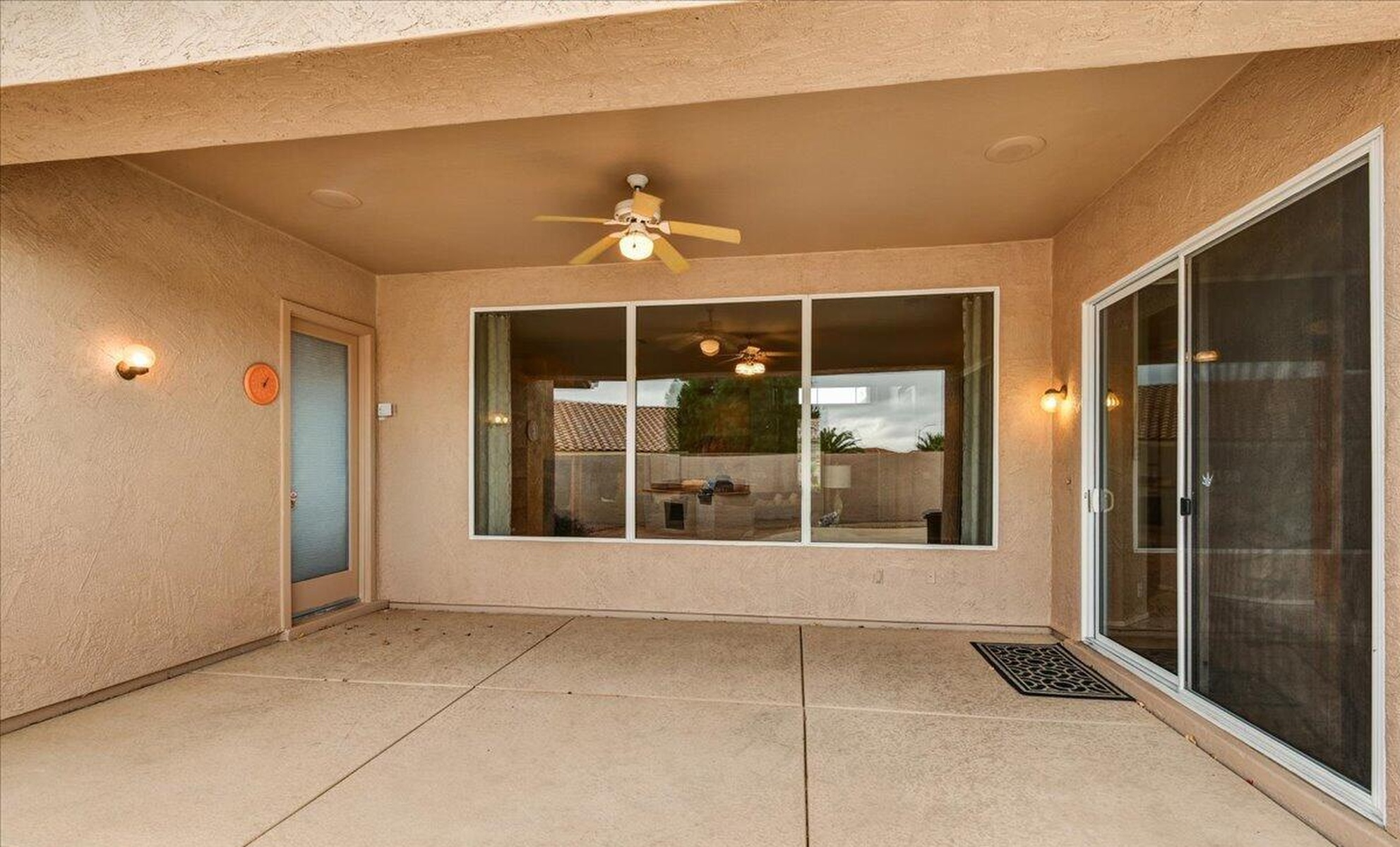  8751 W Sierra Pinta Dr  Peoria, AZ - 物件實景