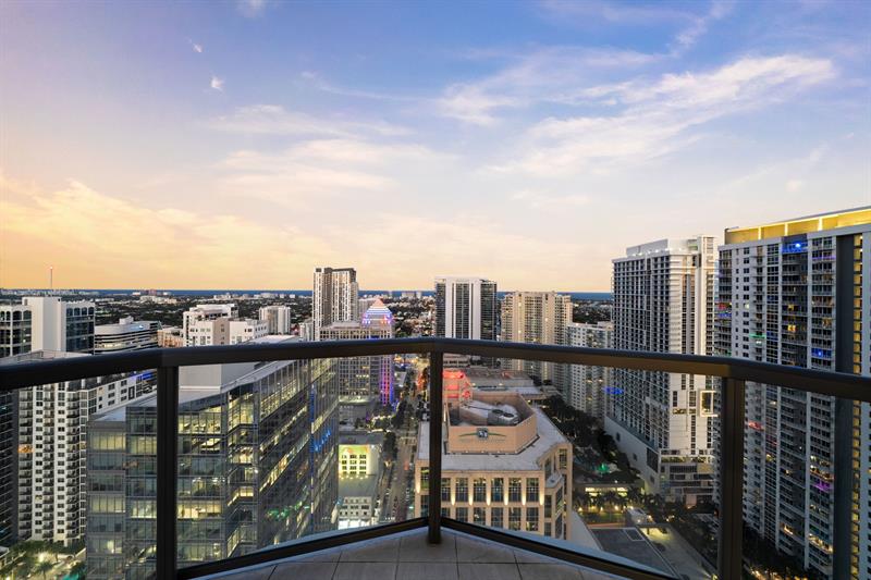 Fort Lauderdale, Florida, 33301, United States, 4 Bedrooms Bedrooms, ,5 BathroomsBathrooms,Residential,For Sale,1987961