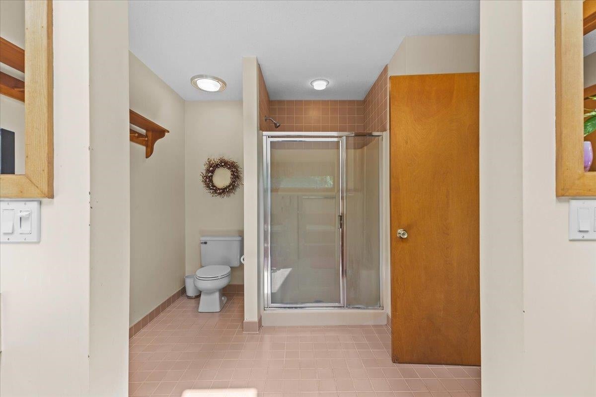 Stowe, Vermont, 05672, United States, 4 Bedrooms Bedrooms, ,3 BathroomsBathrooms,Residential,For Sale,1867745