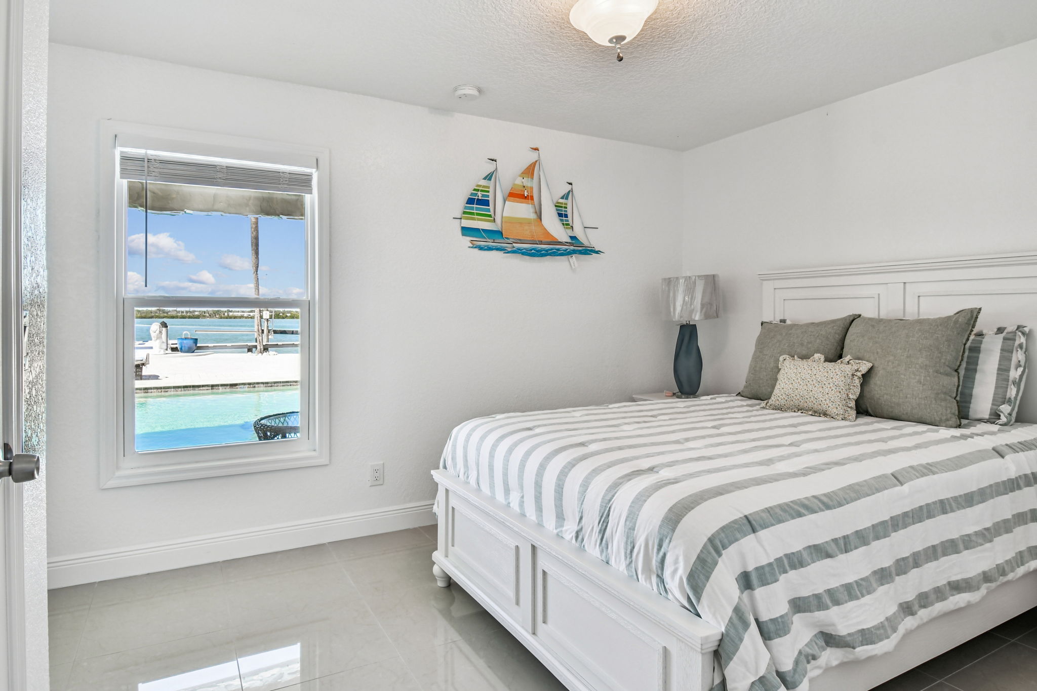 Madeira Beach, Florida, 33708, United States, 6 Bedrooms Bedrooms, ,6 BathroomsBathrooms,Residential,For Sale,1975666