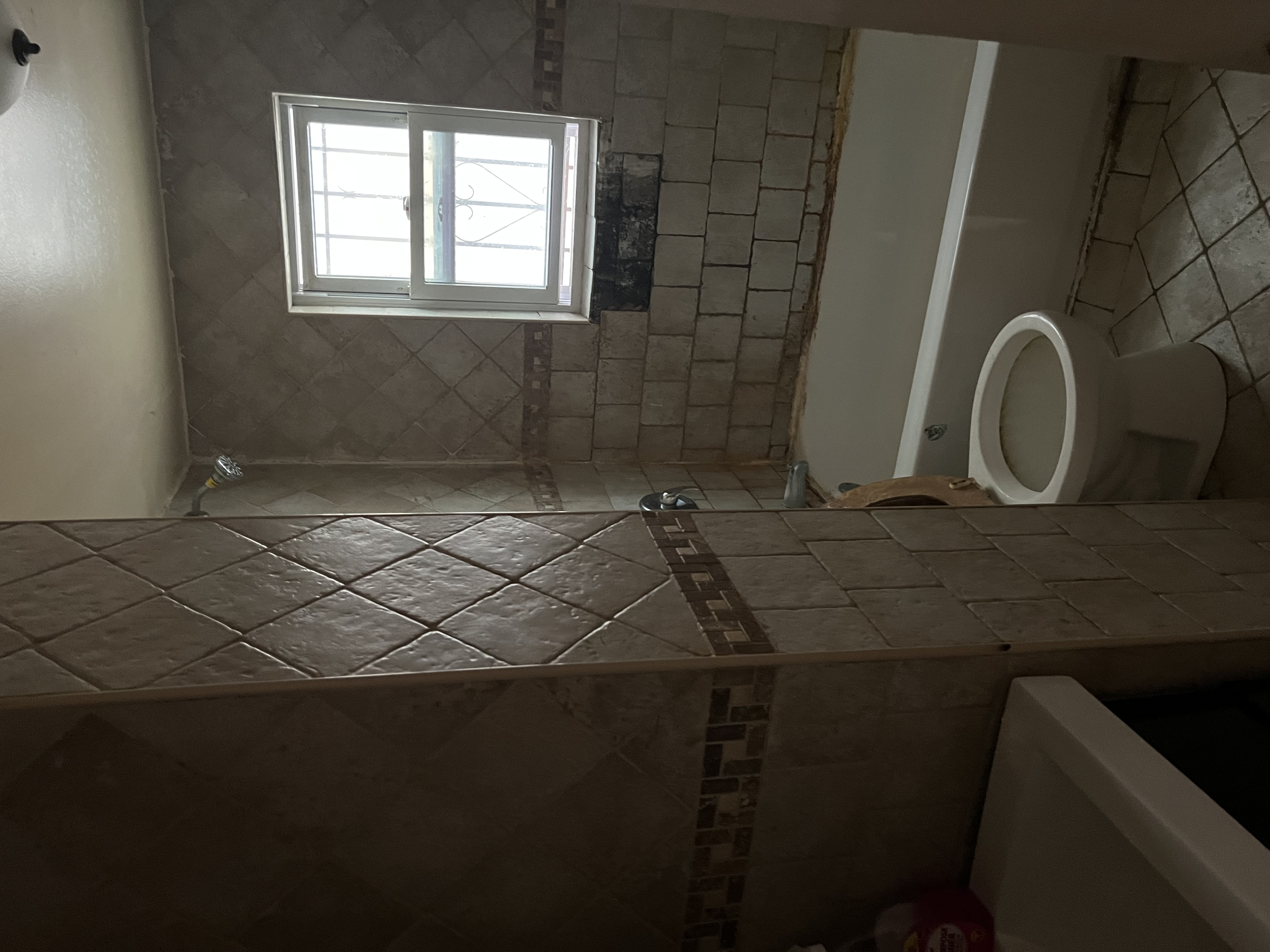 Jamaica, New York, 11433, United States, 5 Bedrooms Bedrooms, ,2 BathroomsBathrooms,Residential,For Sale,1977962