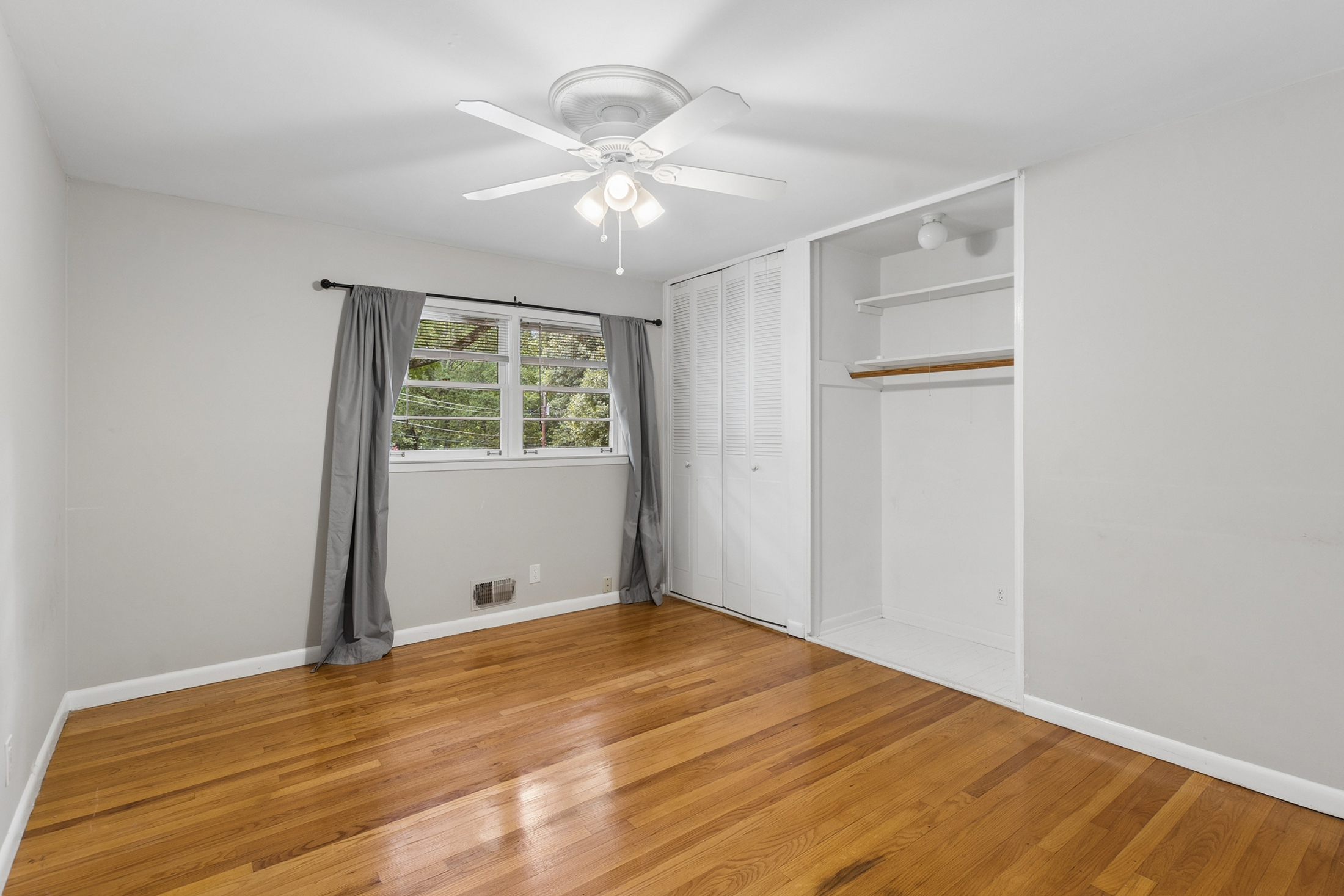  Beautifully Updated Home, Perfectly Tucked Away in Tucker - 物件實景