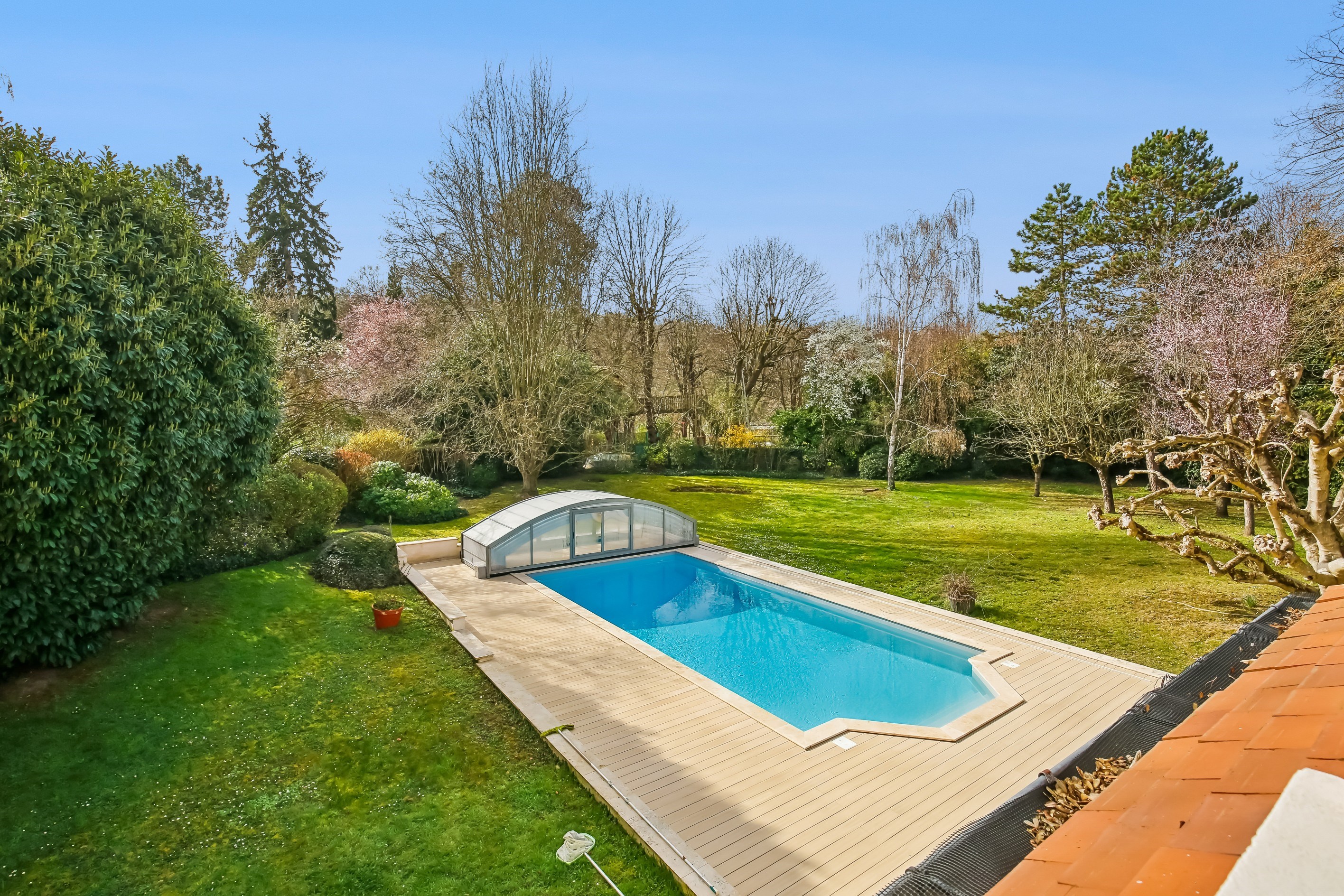  Sole Agent – Exceptional Family Home with Park and Swimming Pool Facing the Sei… - 物件實景