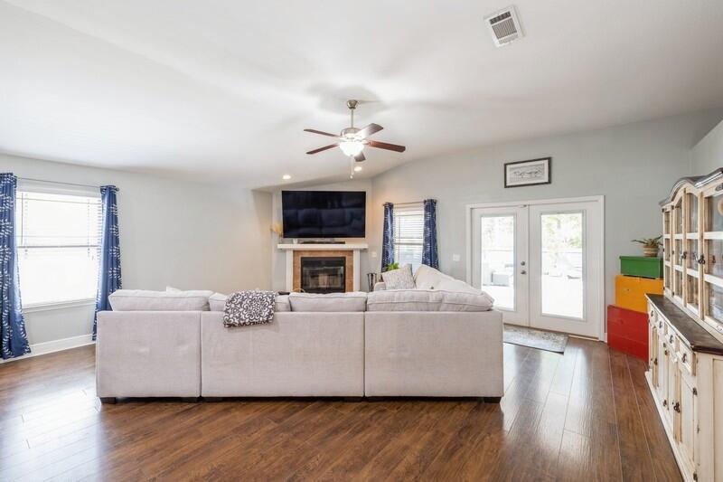 Pace, Florida, 32571, United States, 4 Bedrooms Bedrooms, ,3 BathroomsBathrooms,Residential,For Sale,1839811