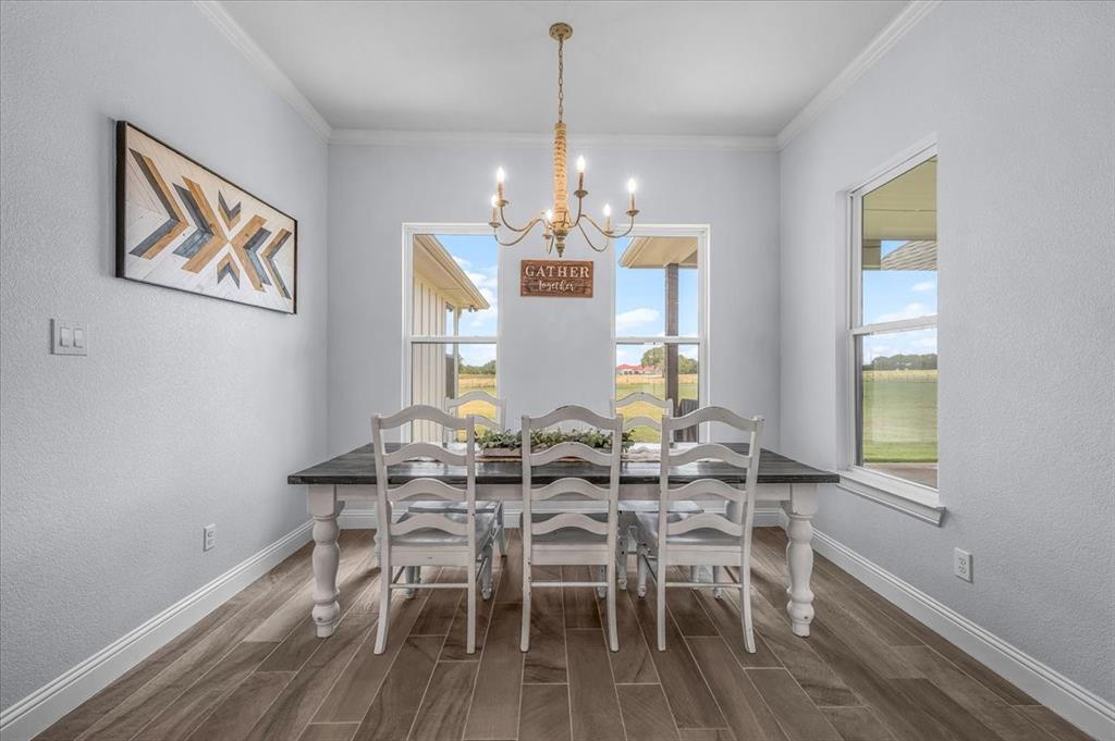 Weatherford, Texas, 76088, United States, 5 Bedrooms Bedrooms, ,4 BathroomsBathrooms,Residential,For Sale,1977479