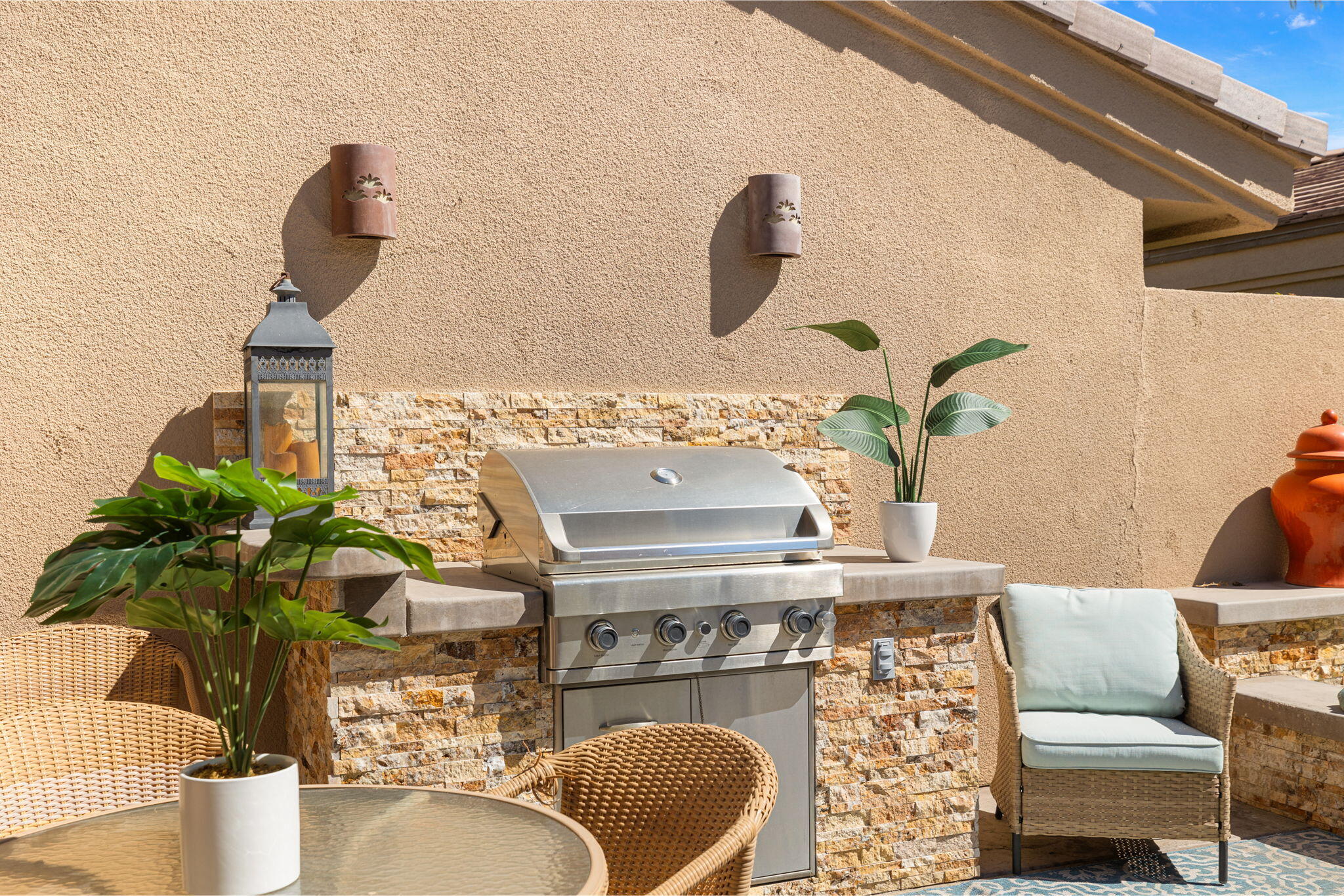 Palm Desert, California, 92211, United States, 2 Bedrooms Bedrooms, ,2 BathroomsBathrooms,Residential,For Sale,1985360