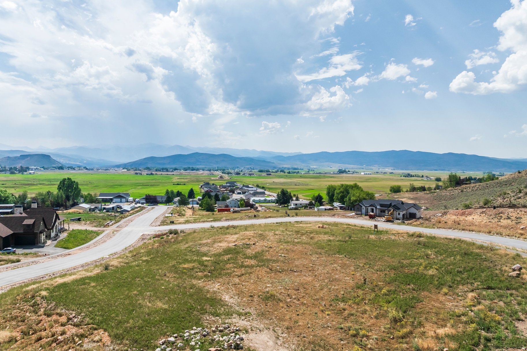  New Construction Opportunity in Foothills at Francis Gate - 物件實景