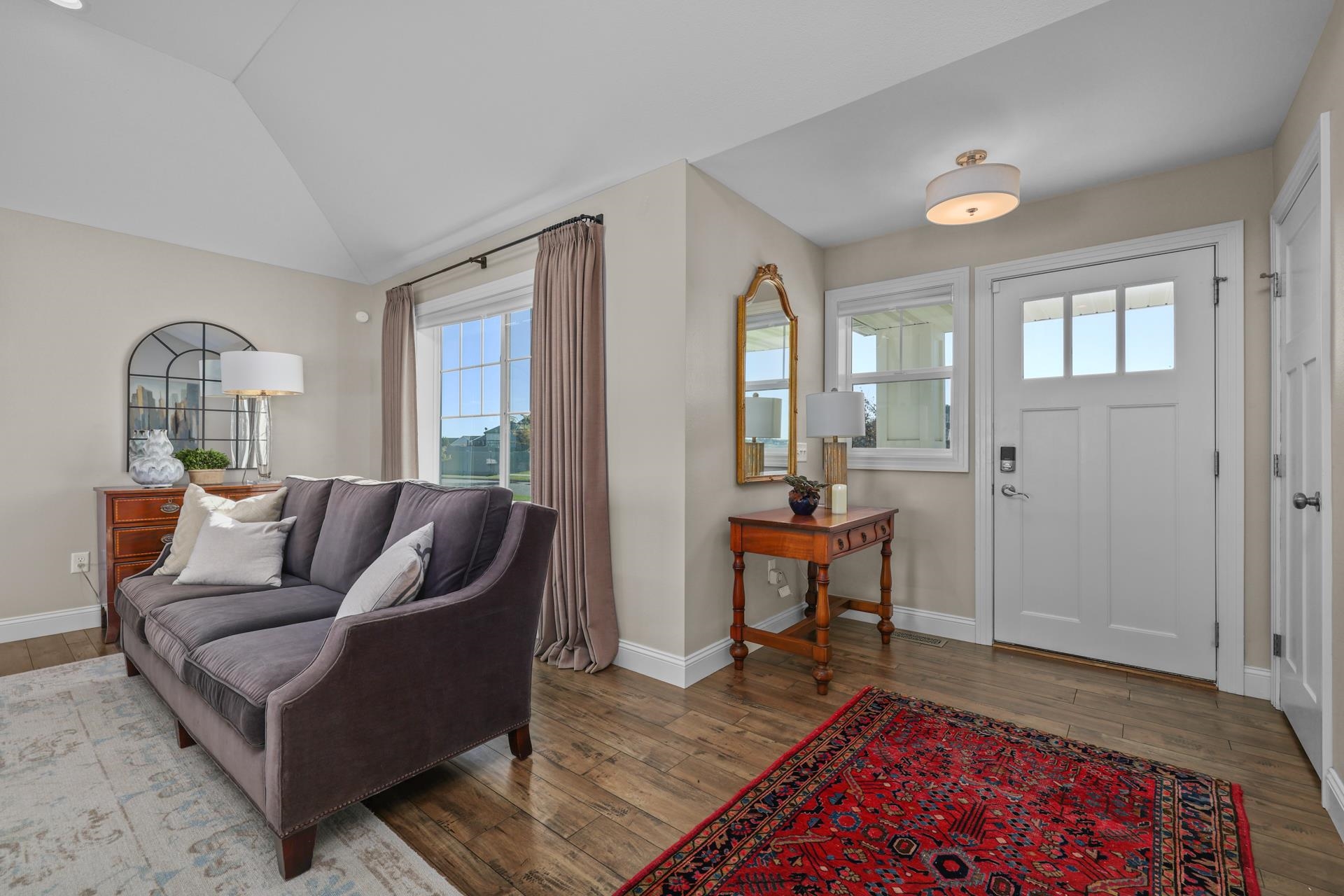 Minot, North Dakota, 58701, United States, 4 Bedrooms Bedrooms, ,3 BathroomsBathrooms,Residential,For Sale,1980886