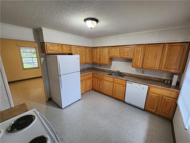 Belle Chasse, Louisiana, 70037, United States, 12 Bedrooms Bedrooms, ,4 BathroomsBathrooms,Residential,For Sale,1908908