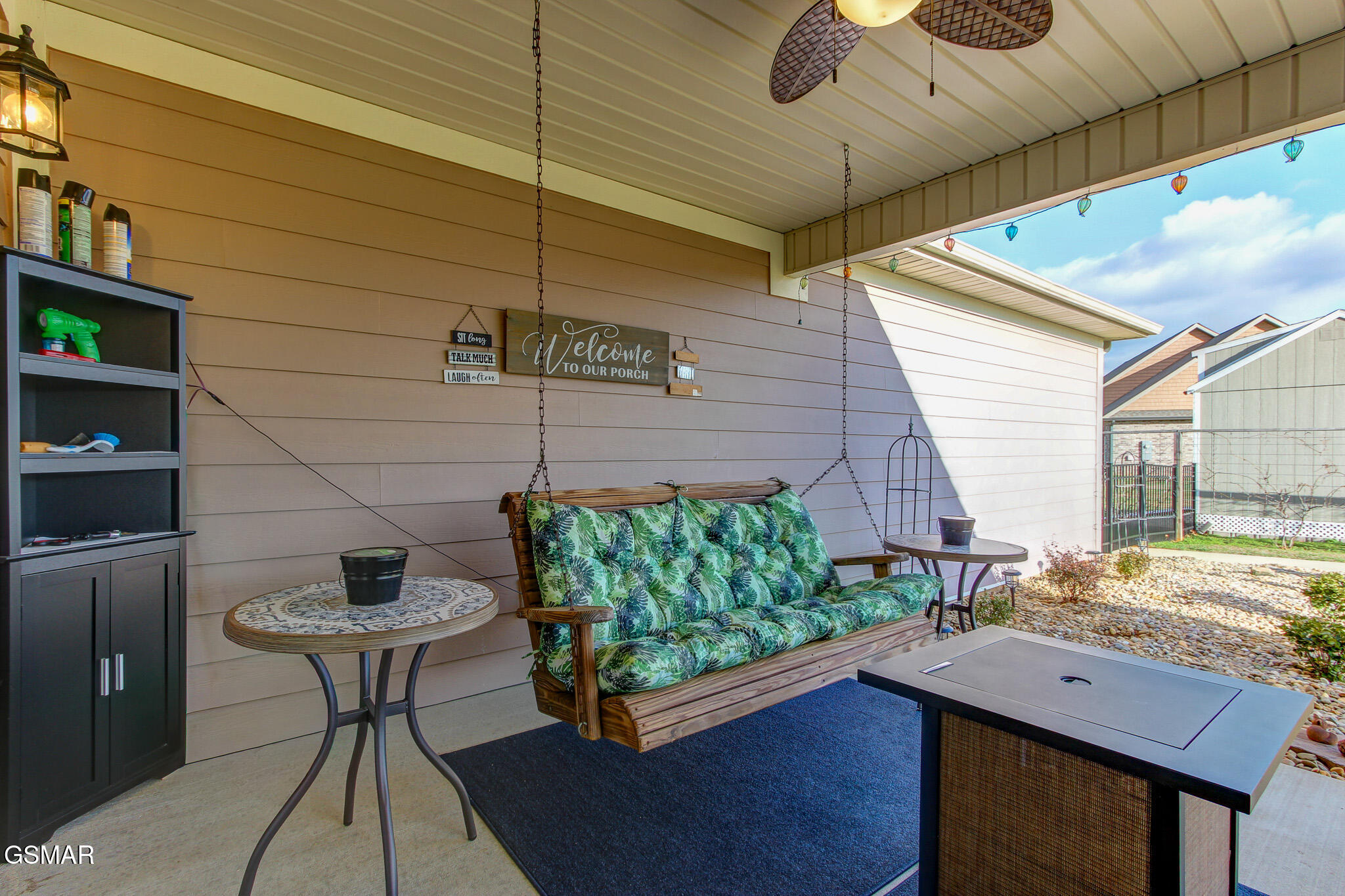 Walland, Tennessee, 37886, United States, 3 Bedrooms Bedrooms, ,2 BathroomsBathrooms,Residential,For Sale,2010982