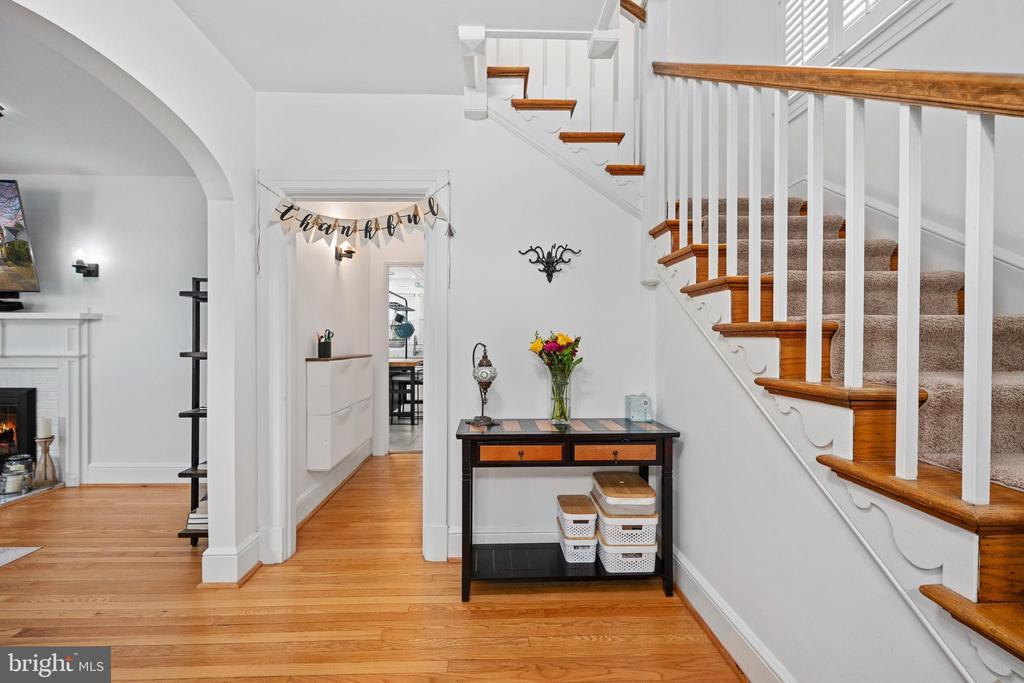 Fredericksburg, Virginia, 22401, United States, 3 Bedrooms Bedrooms, ,3 BathroomsBathrooms,Residential,For Sale,1993383