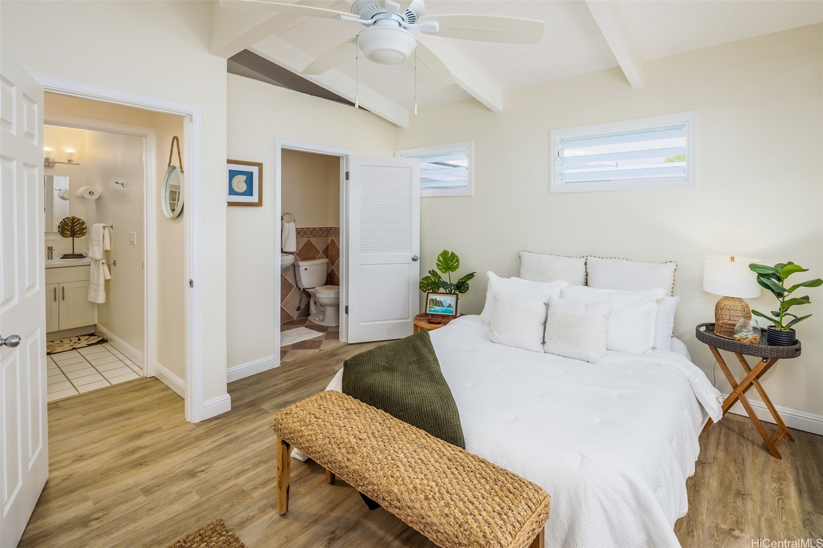 Kailua, Hawaii, 96734, United States, 3 Bedrooms Bedrooms, ,2 BathroomsBathrooms,Residential,For Sale,1988335