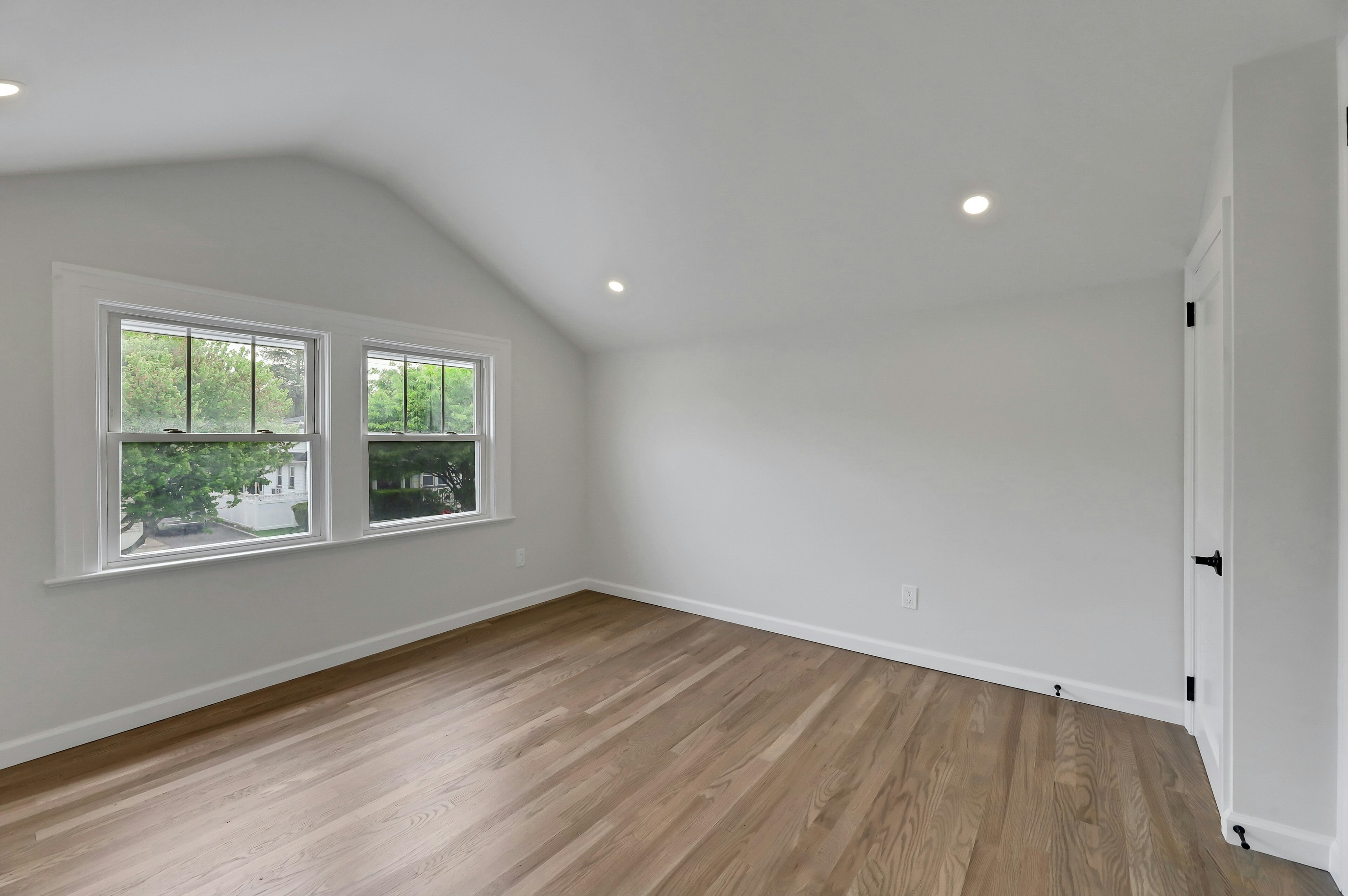  12-68 12th Street, Fair Lawn, NJ 07410 - 物件實景
