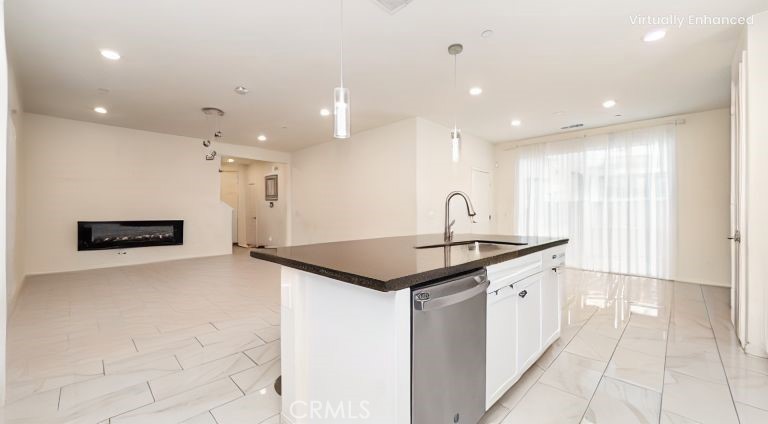 Fontana, California, 92336, United States, 3 Bedrooms Bedrooms, ,3 BathroomsBathrooms,Residential,For Sale,1975846