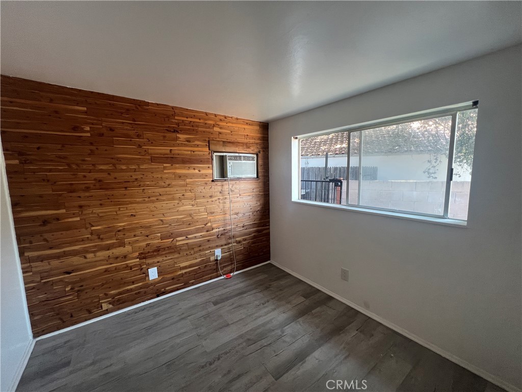 San Bernardino, California, 92404, United States, 3 Bedrooms Bedrooms, ,2 BathroomsBathrooms,Residential,For Sale,1978496