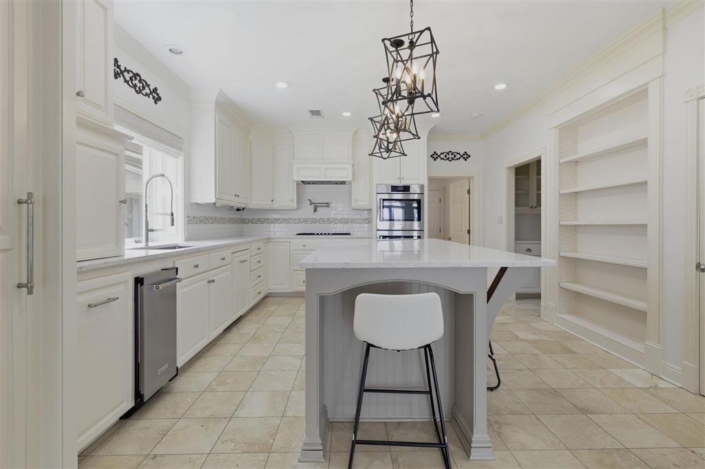 Lake Charles, Louisiana, 70605, United States, 4 Bedrooms Bedrooms, ,4 BathroomsBathrooms,Residential,For Sale,2033093