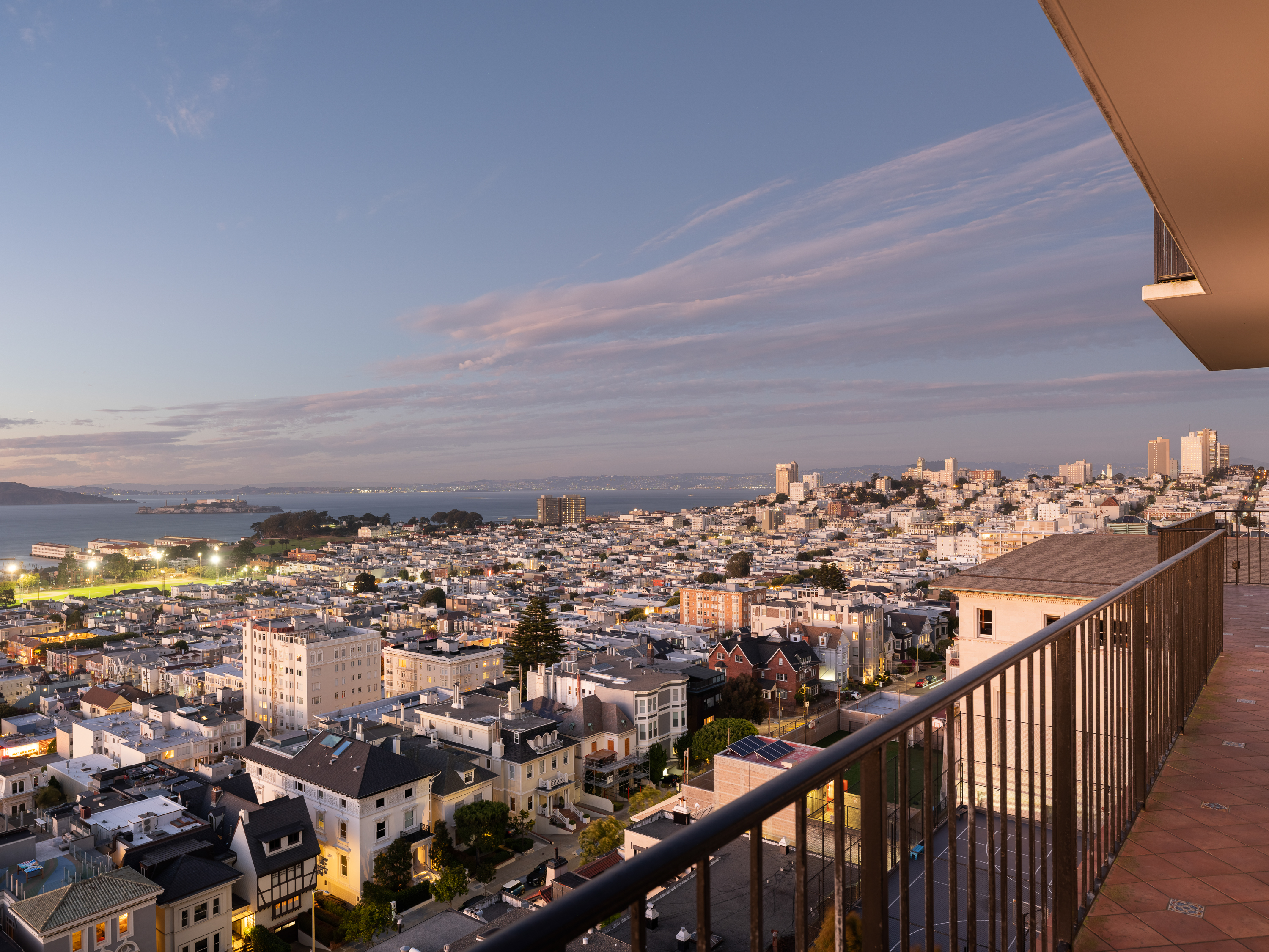  Pacific Heights’ Ultimate View Apartment - 物件實景