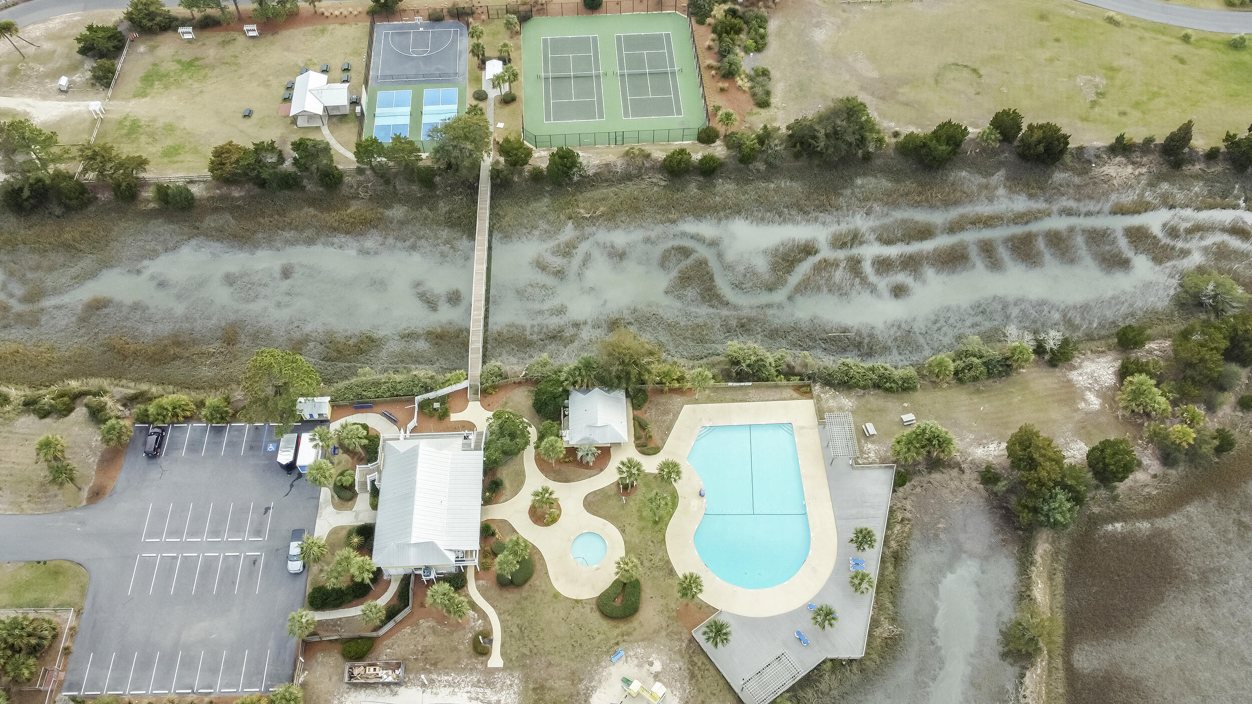 Saint Helena, South Carolina, 29920, United States, 4 Bedrooms Bedrooms, ,5 BathroomsBathrooms,Residential,For Sale,1883425