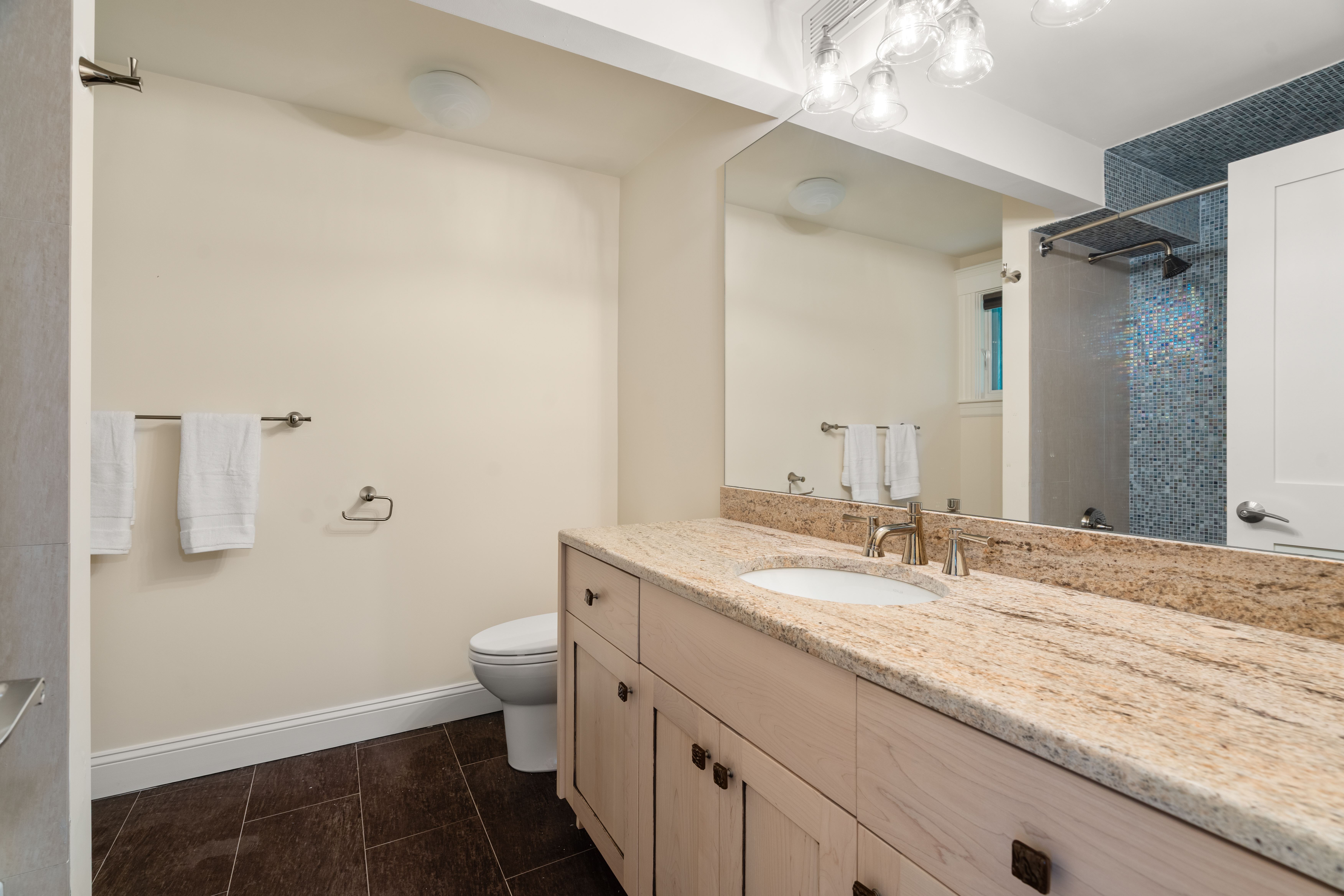  12 Forest Hill Road, Wayland, MA, 01778 - 物件實景